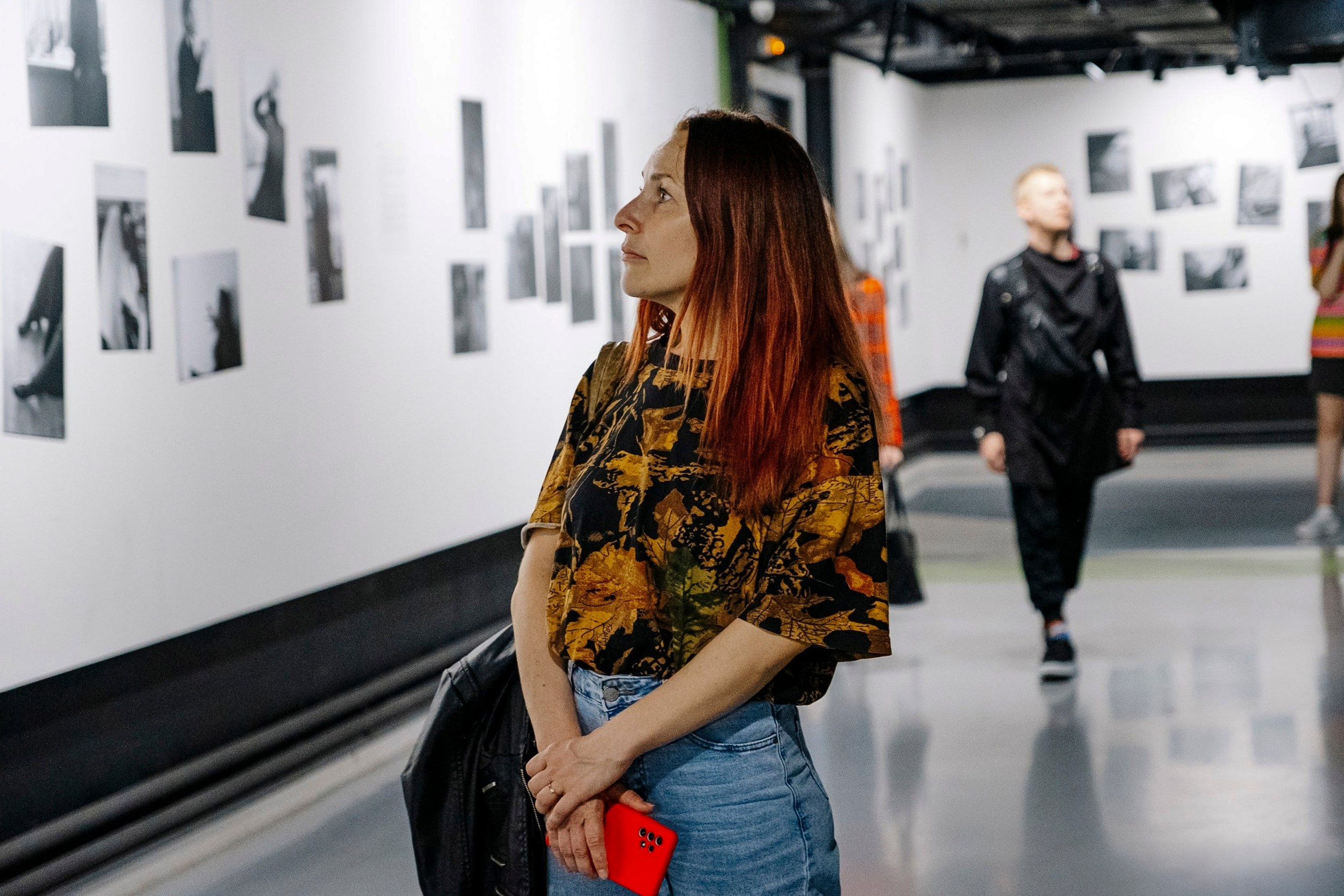 Выставка «Внутри Вардугиной» 2023. #фотокаквкино | Фотографирую людей