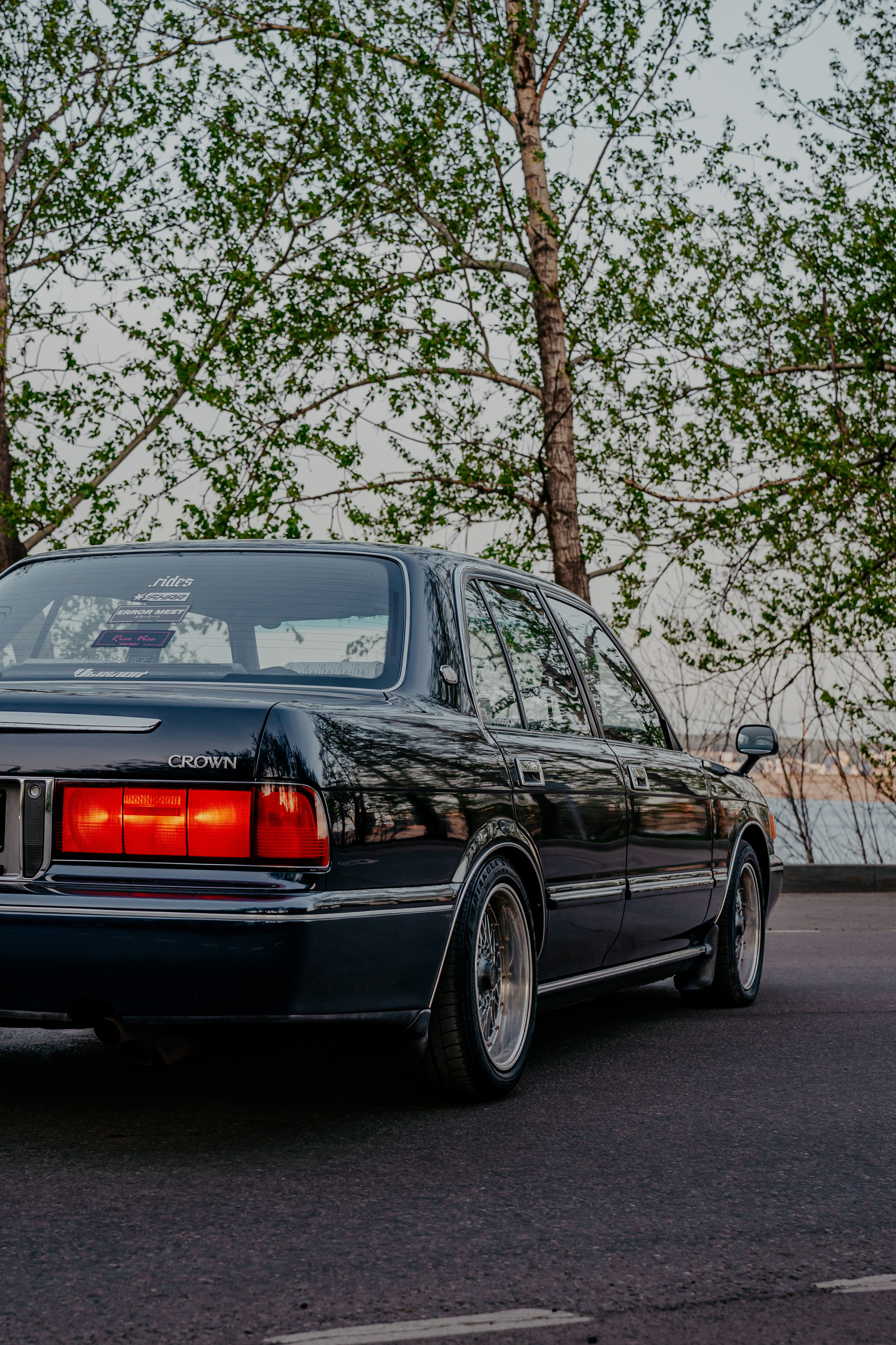 Toyota Crown 25'. Фотограф, видеограф и пилот дрона на Байкале