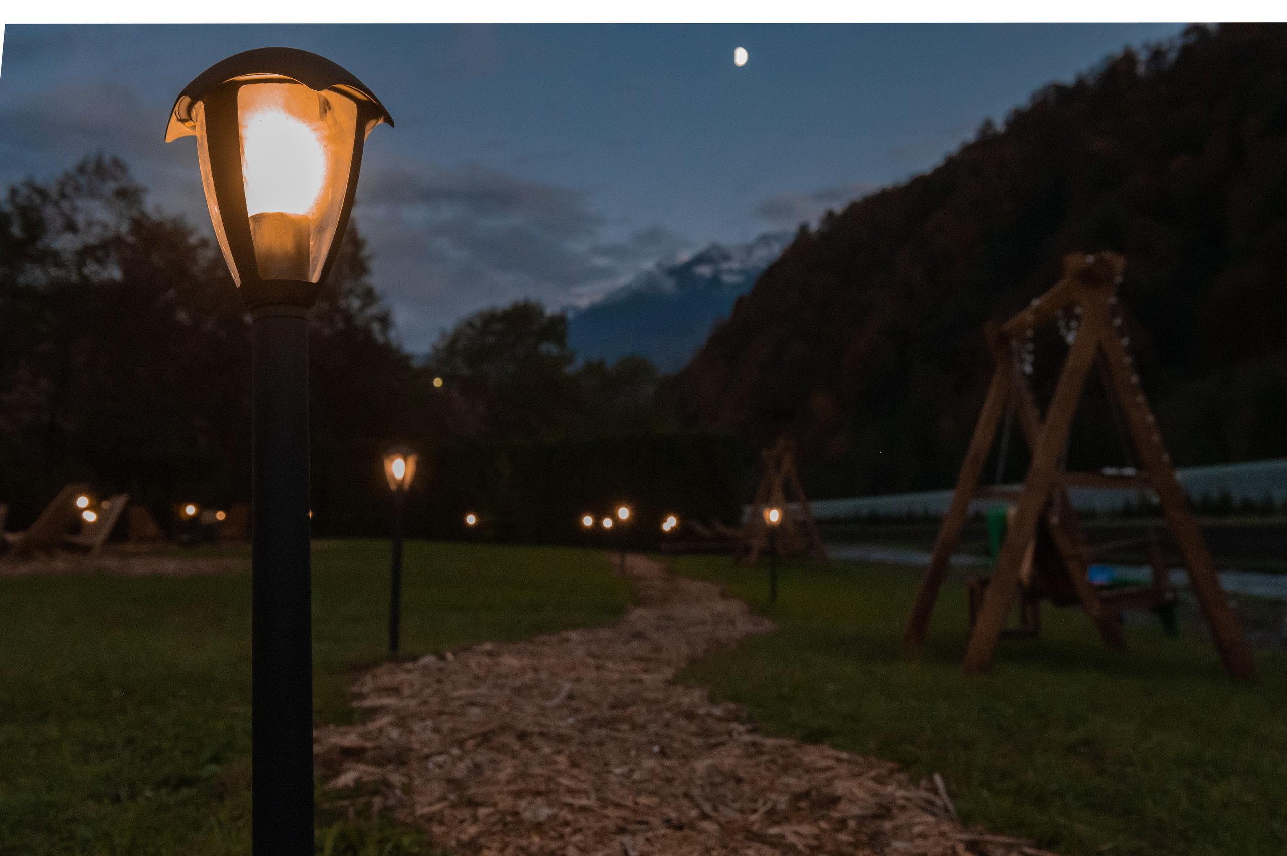 Контент съемка места для отдыха на курорте Газпром Поляна «Мзымта Пляж». Репортажный фотограф в Красной Поляне и Сочи Павлюченко Екатерина