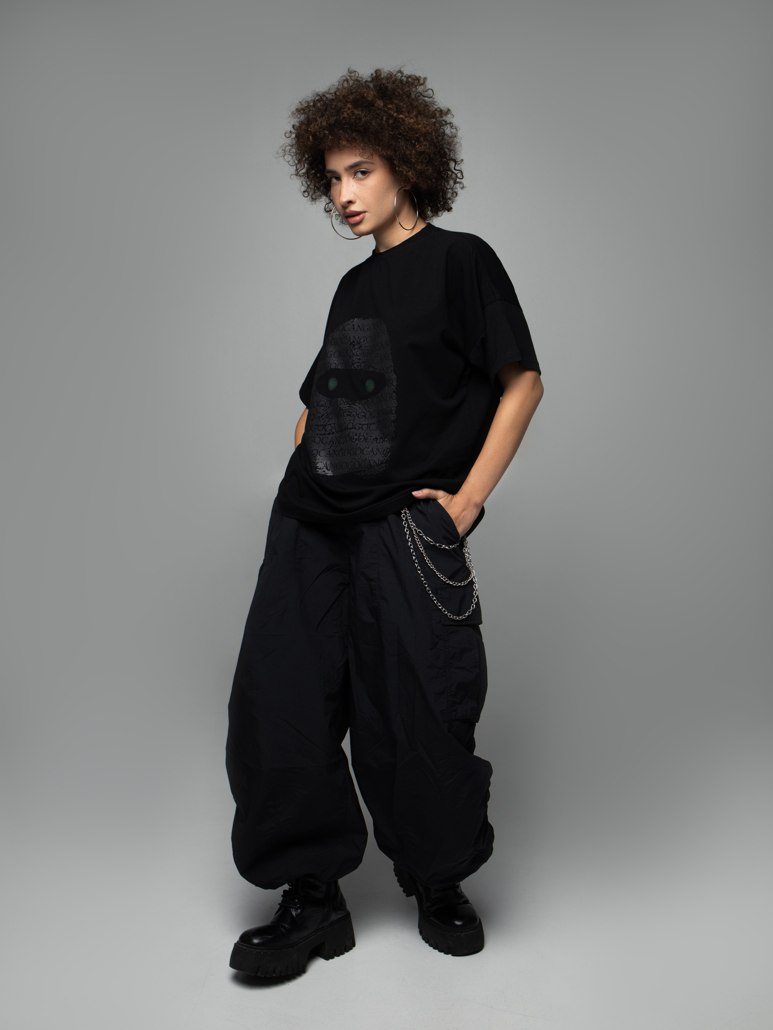 КАТАЛОГ | серый фон. RUNA production — стильные съемки для брендов