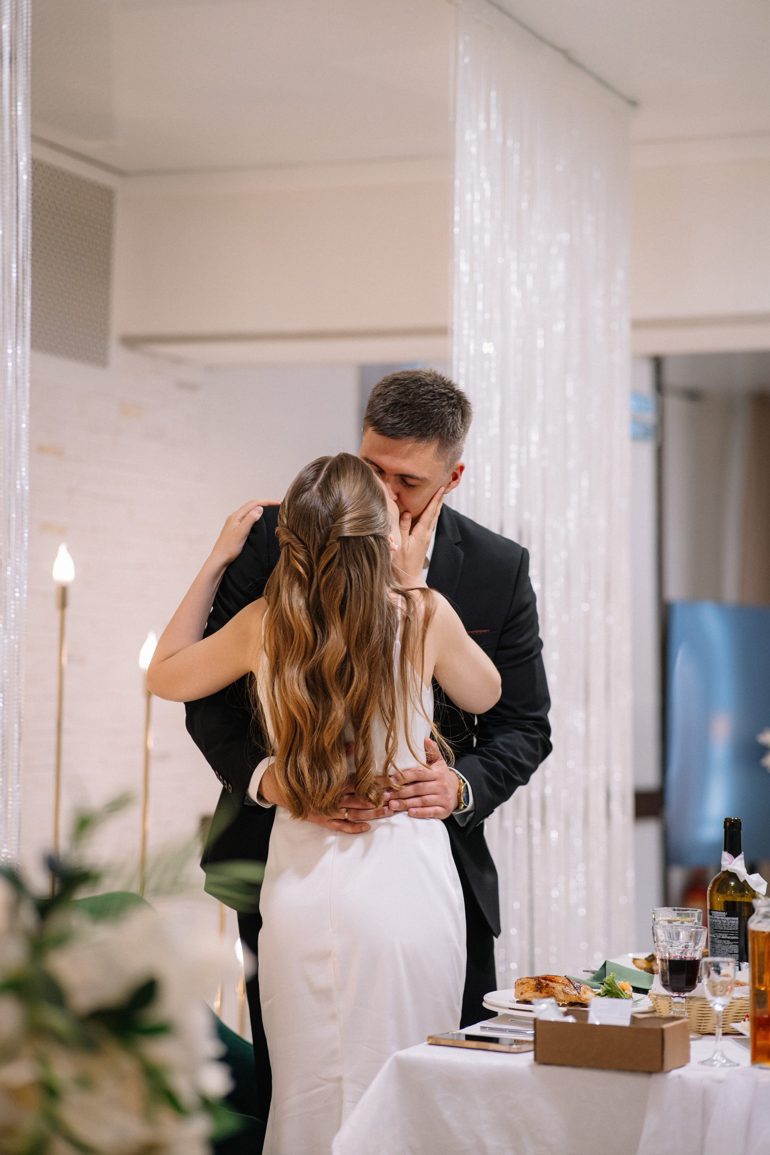 Анастасия и Роман — банкет Времена года. Репортажный (Event) фотограф в Барнауле | Даниил Маркин | Качество и вайб