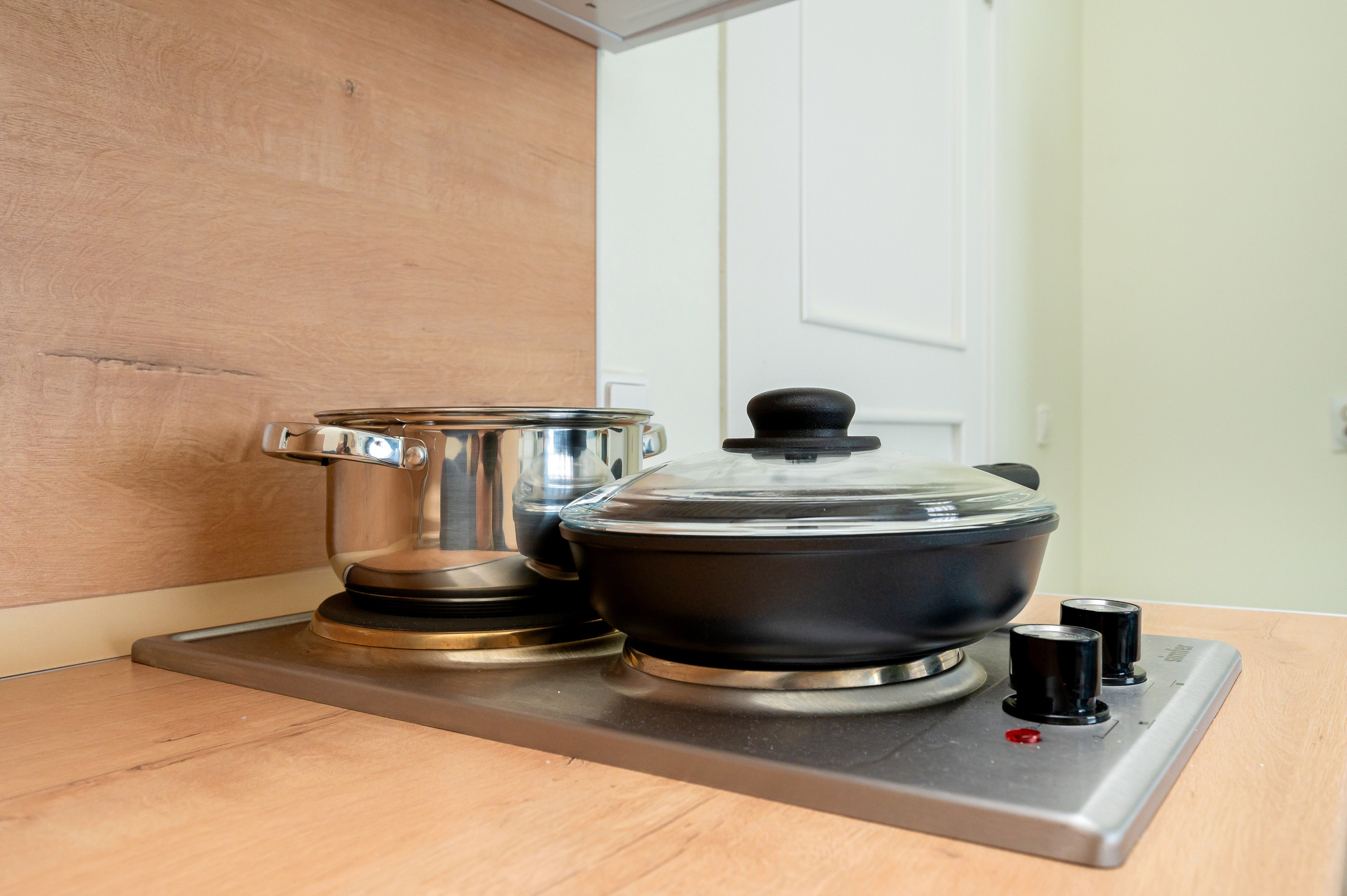 Студия на Дунайском. Интерьерный фотограф. Фото- видеосъемка недвижимости Санкт-Петербург