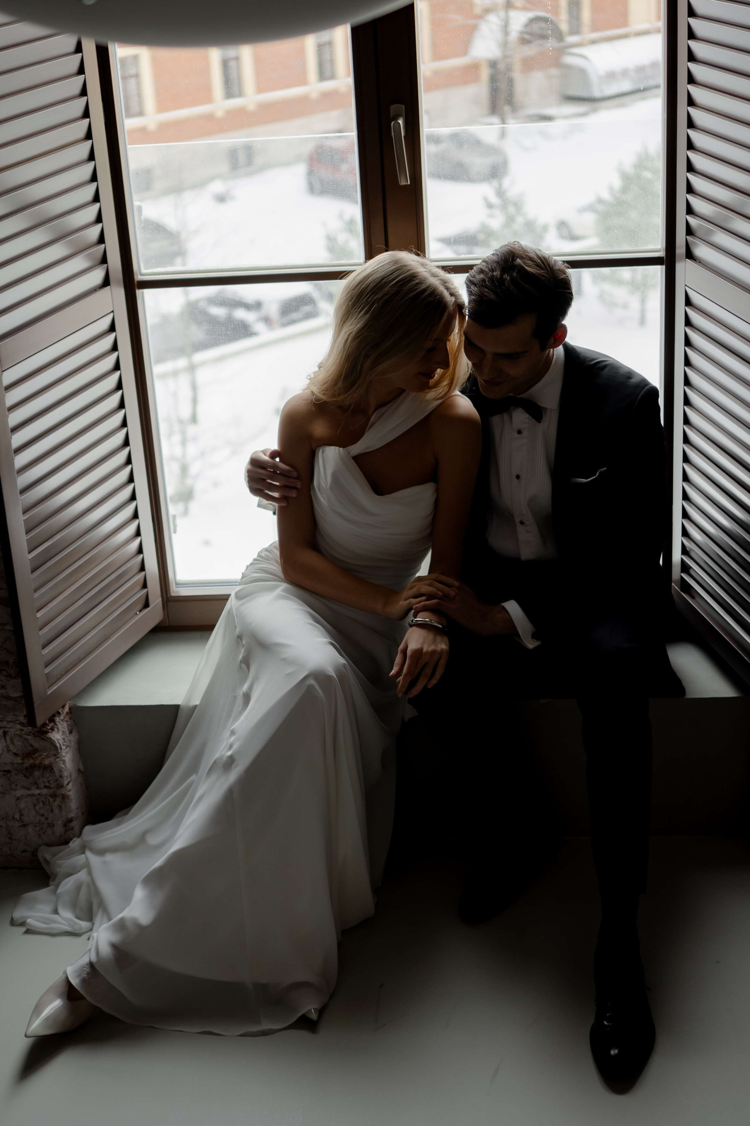 ЭЛЕГАНТНАЯ СВАДБЕНАЯ СЬЕМКА ЖЕНИХА И НЕВЕСТЫ В ДОРОГОМ ОТЕЛЕ САНКТ-ПЕТЕРБУРГА. Профессиональный фотограф, Санкт-Петербург — Виктория Богомолова