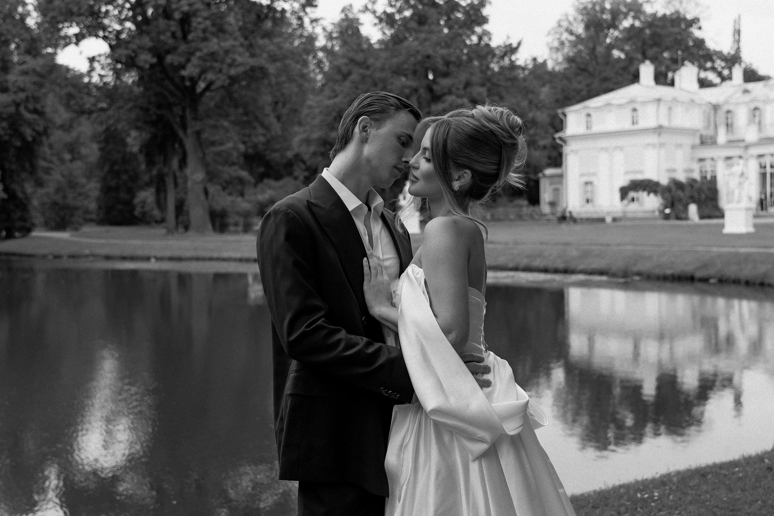 Лолита и Захар. История любви в Петергофе. Эстетичная фото- и видеосъёмка Ирина Арсентьева. Челябинск и весь мир