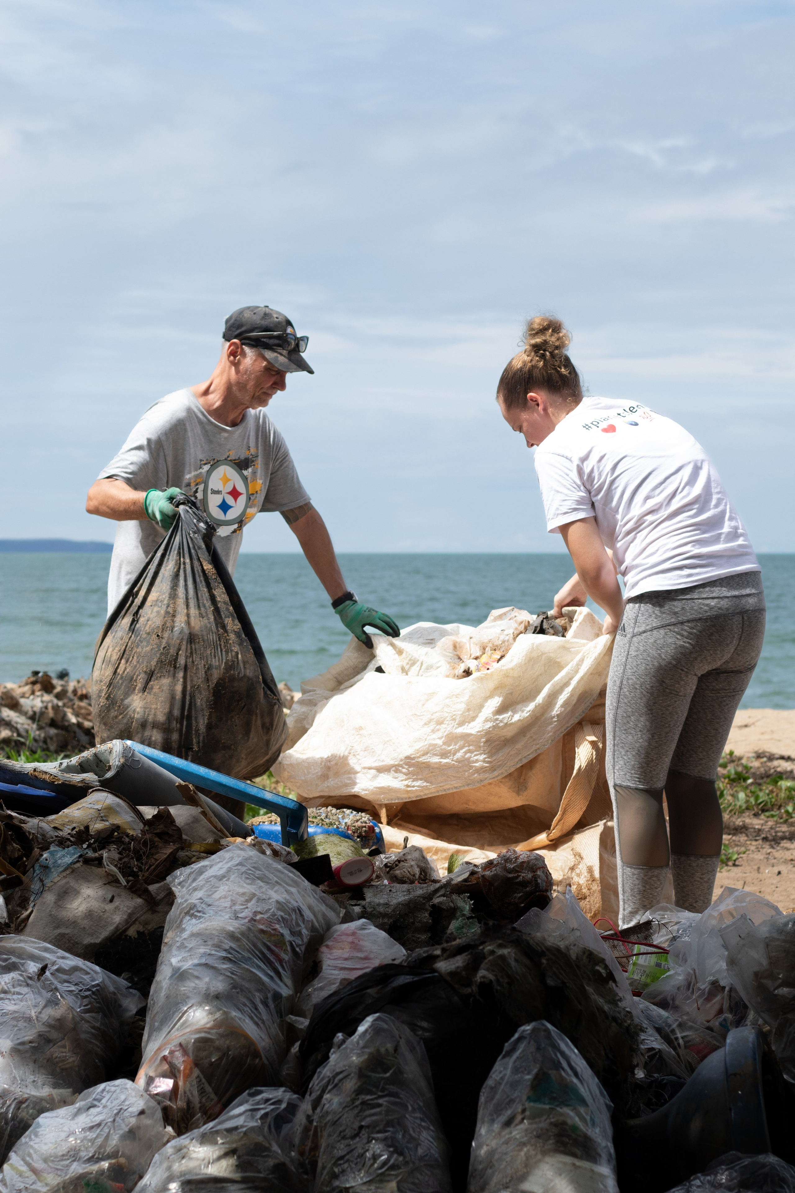 The Good News — PlanetCleanup. Portrait photographer in Thailand