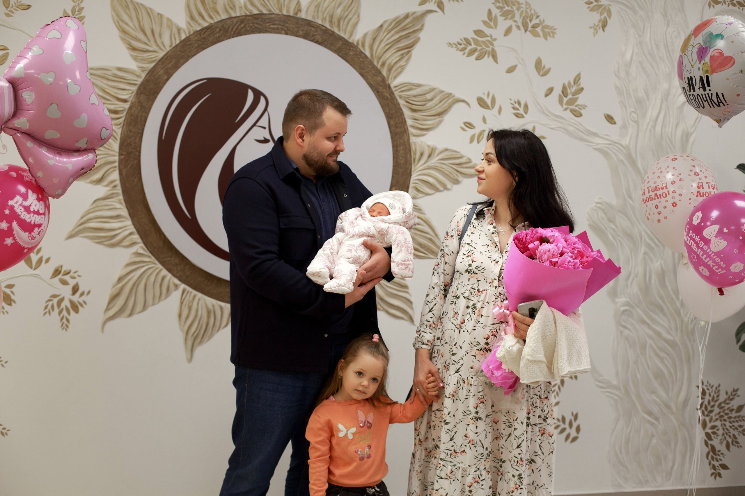 Выписка из роддома Ставрополя и домашняя фотосессия малышки. Фотограф Ставрополь Пятигорск Елизавета Дарина