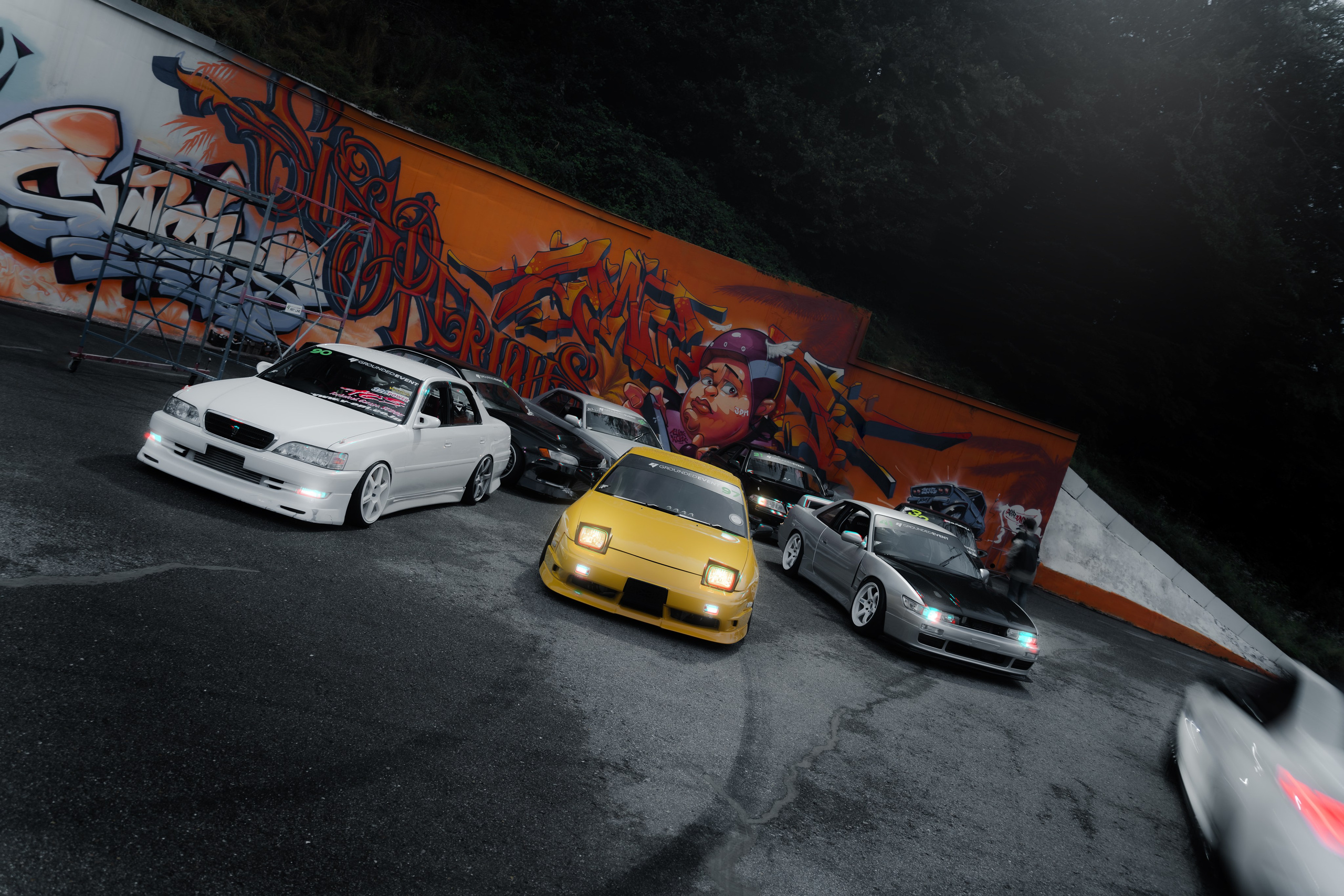 //GROUNDED2025. Автомобильный фотограф