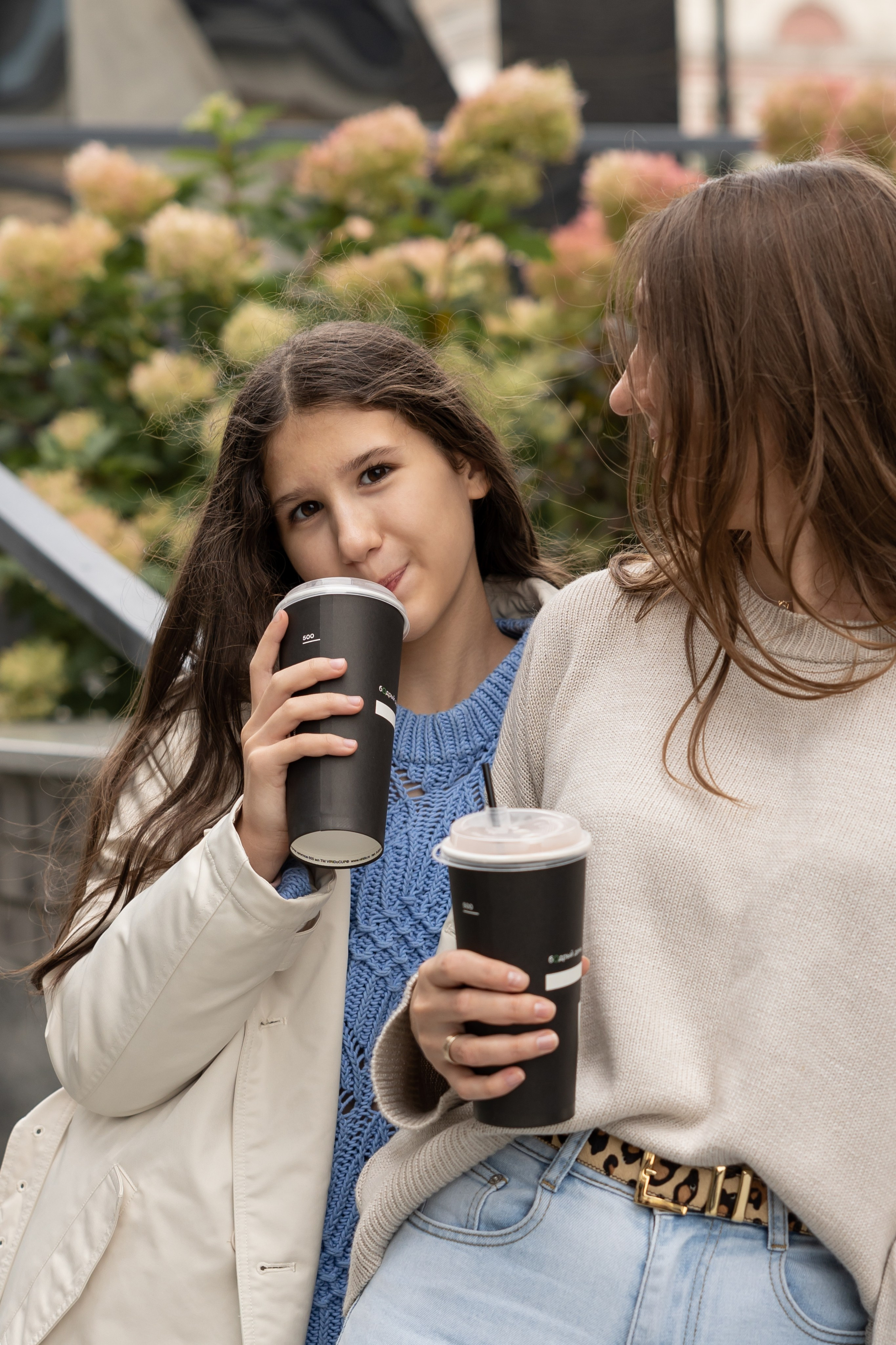 Марина и Яна. Семейный и женский фотограф, стильный репортаж в г. Новосибирск