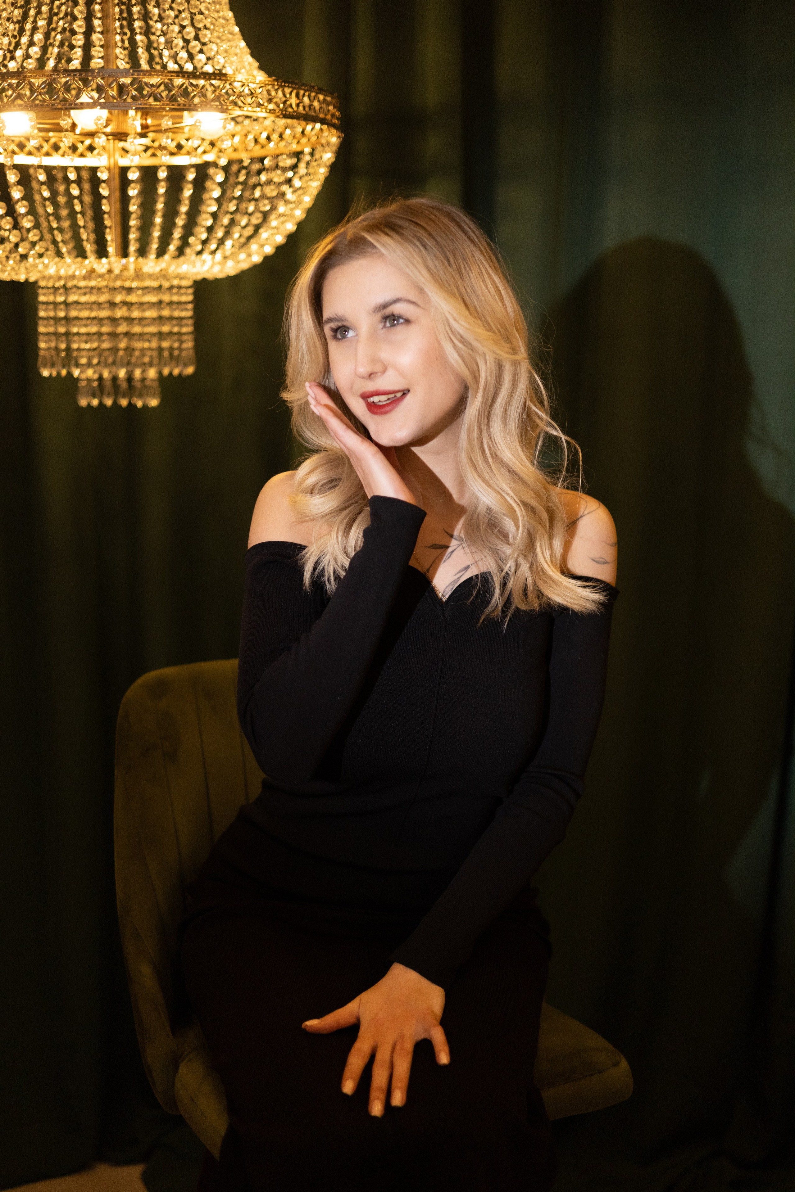 ЖЕНСКИЕ ПОРТРЕТЫ СТУДИЯ 2026. Фотограф Красноярск съемки лавстори, фотосессия в студии, портретная съемка, творческие фотосессии