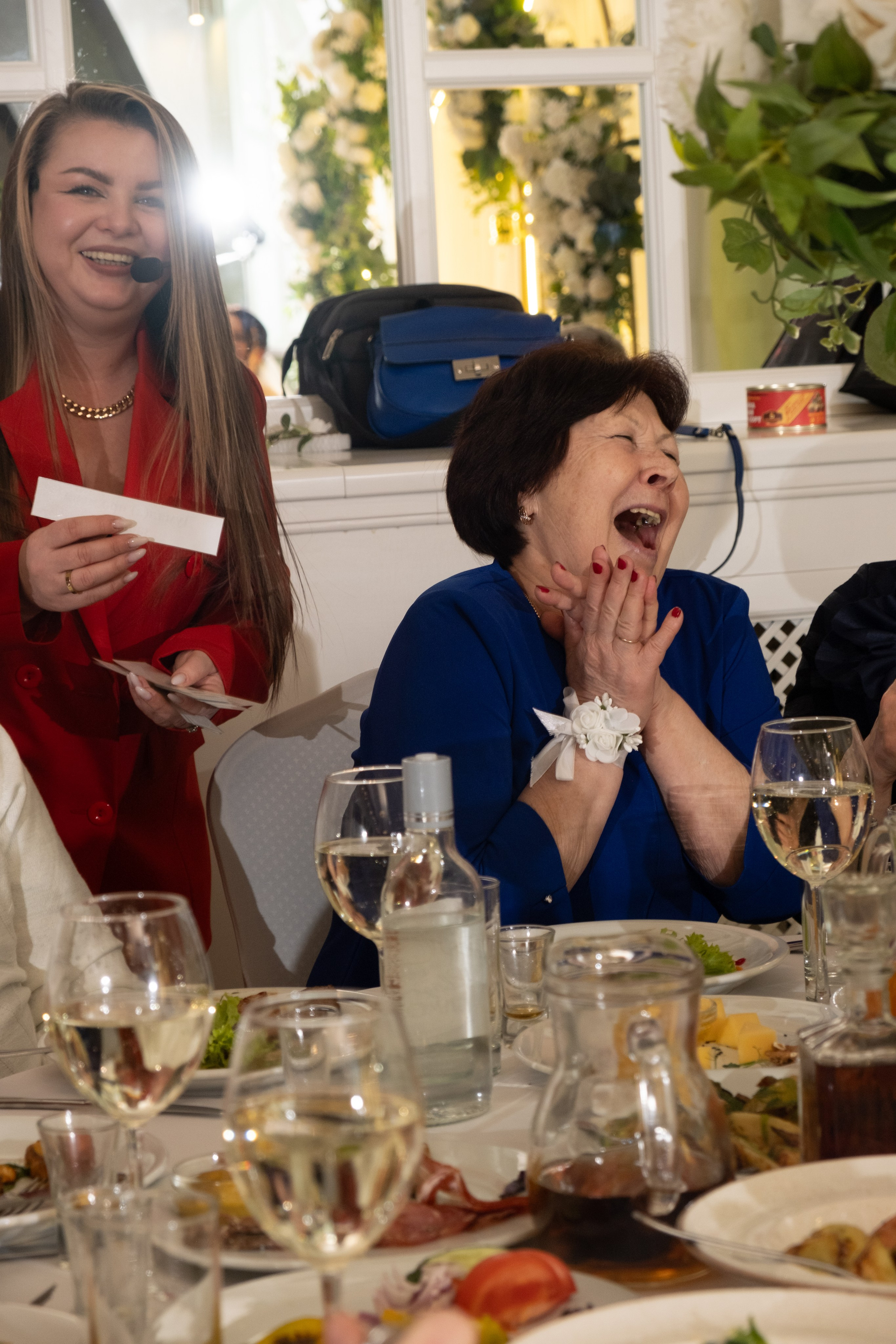 Гостиница Севастополь. Свадебная фотосессия Новый Херсонес. Профессиональная фотосъемка в Крыму. Натуральные эмоции и живые кадры. Забронируйте дату прямо сейчас!