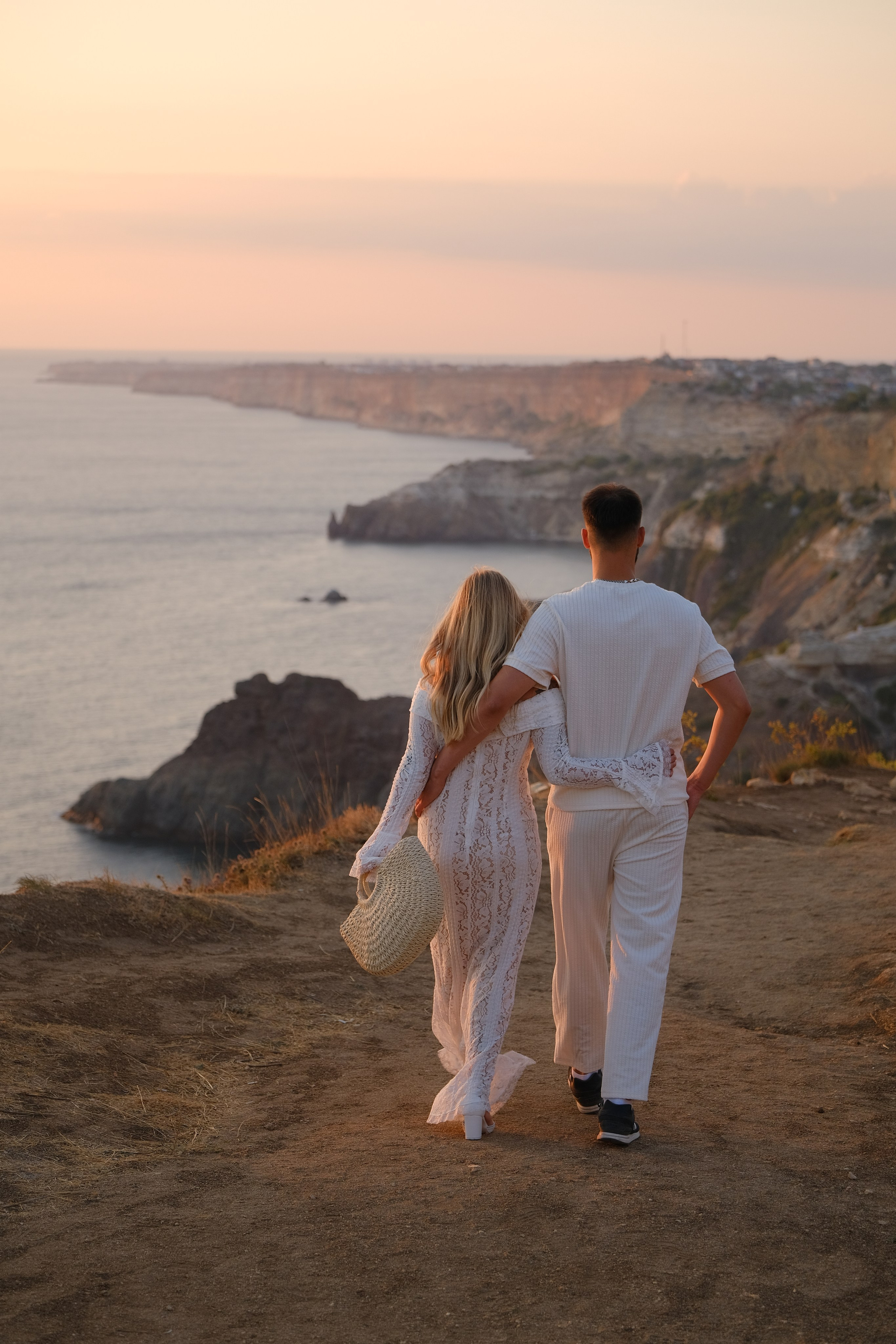 Отзывы о фотографе. Лучший фотограф города. Топ 100. Топ 10. Лучший фотограф. Профессионал. реальные фото со свадьбы, примеры работ фотограф. Профессиональная фотосъемка в Крыму. Натуральные эмоции и живые кадры. Забронируйте дату прямо сейчас!