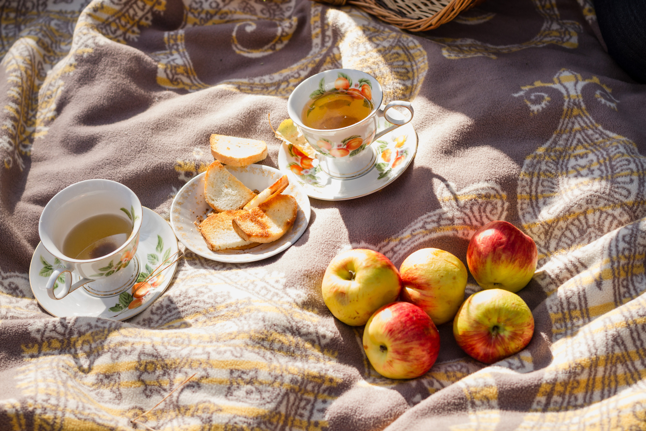 Communication methods. Marina Zyryanova. Universal photographer in Yekaterinburg