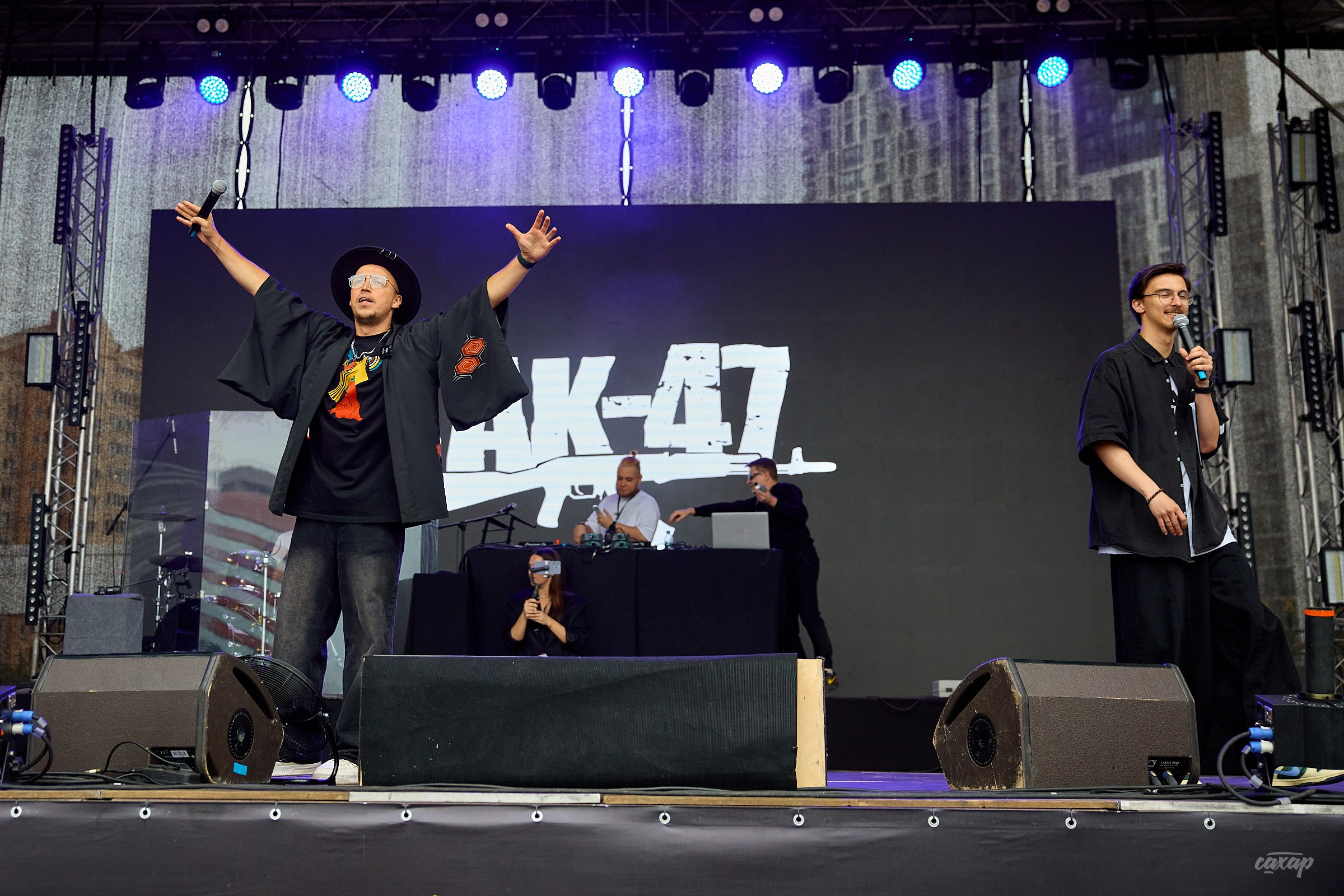 Ак-47, Витя АК. Профессиональный фотограф в Екатеринбурге Юра Сахар