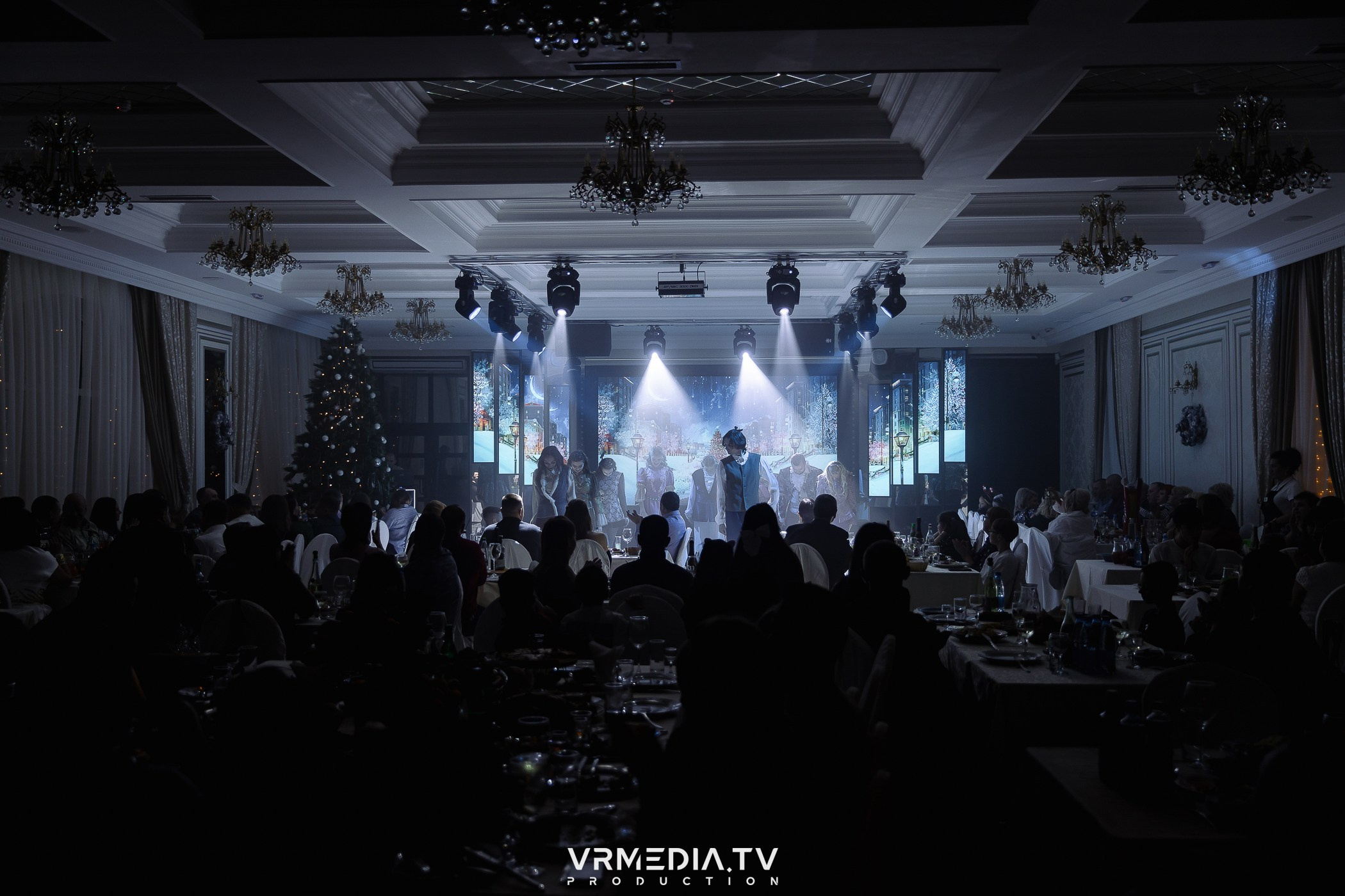 Новогодняя ночь в ресторане «Лазурный Берег»