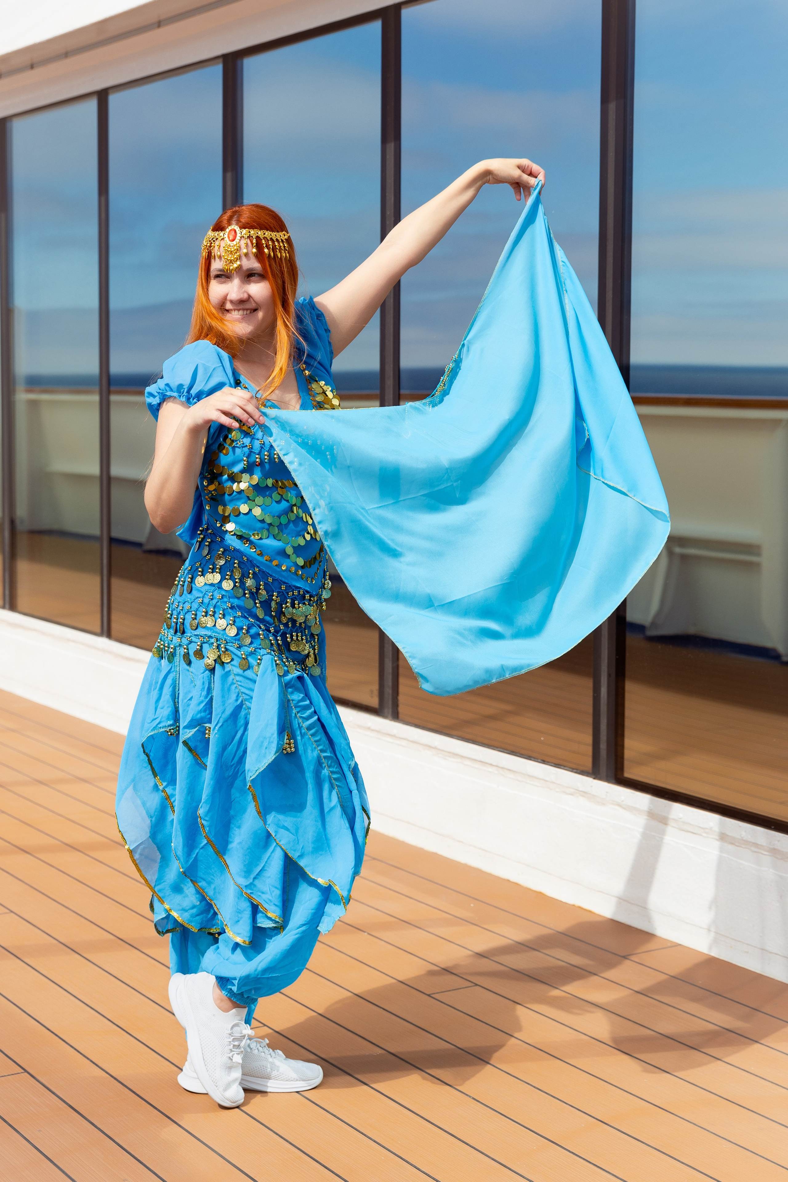 Платья. Фото департамент круизного лайнера Астория Гранде