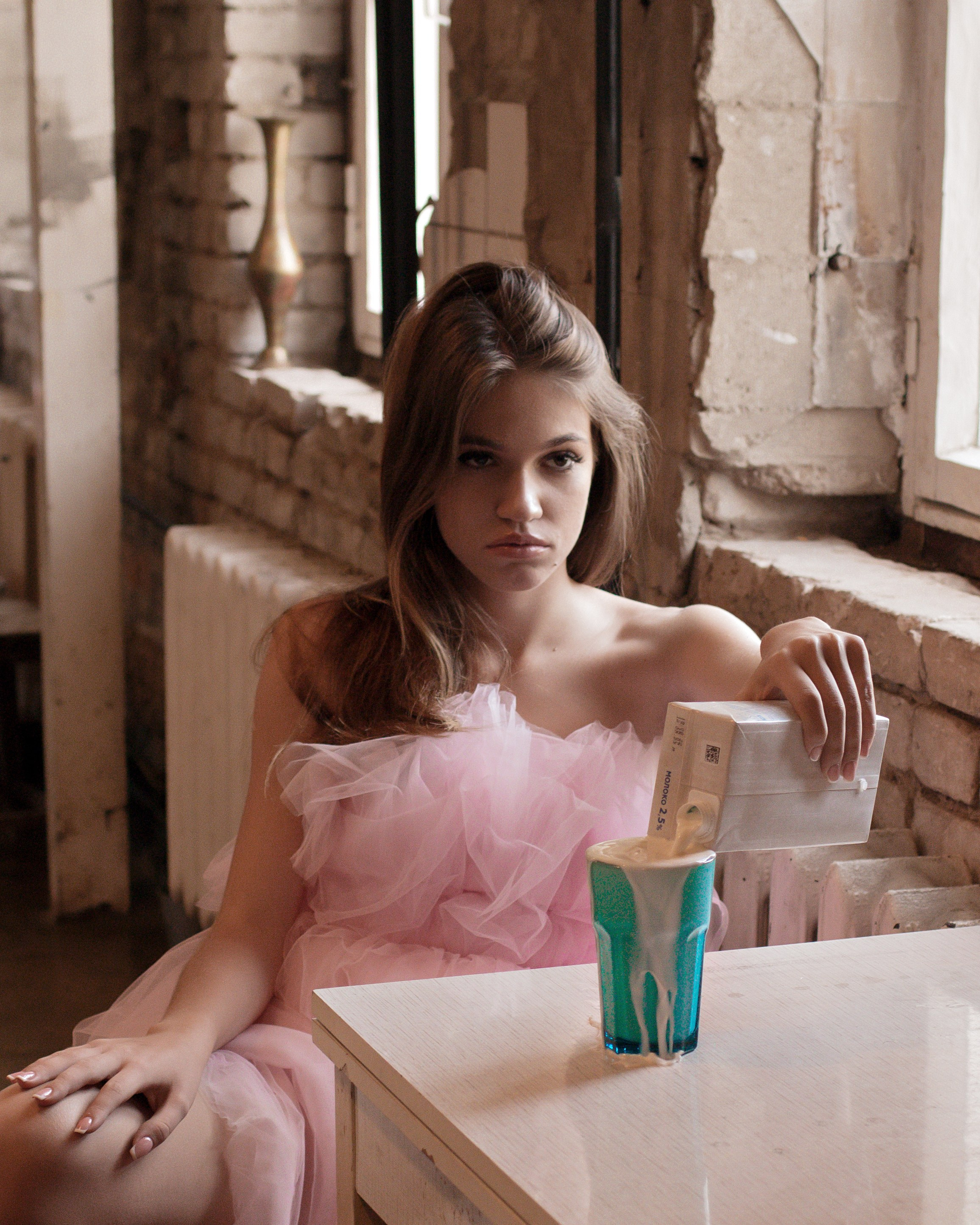 Женская фотосессия в фотостудии. Профессиональный фотограф в Москве