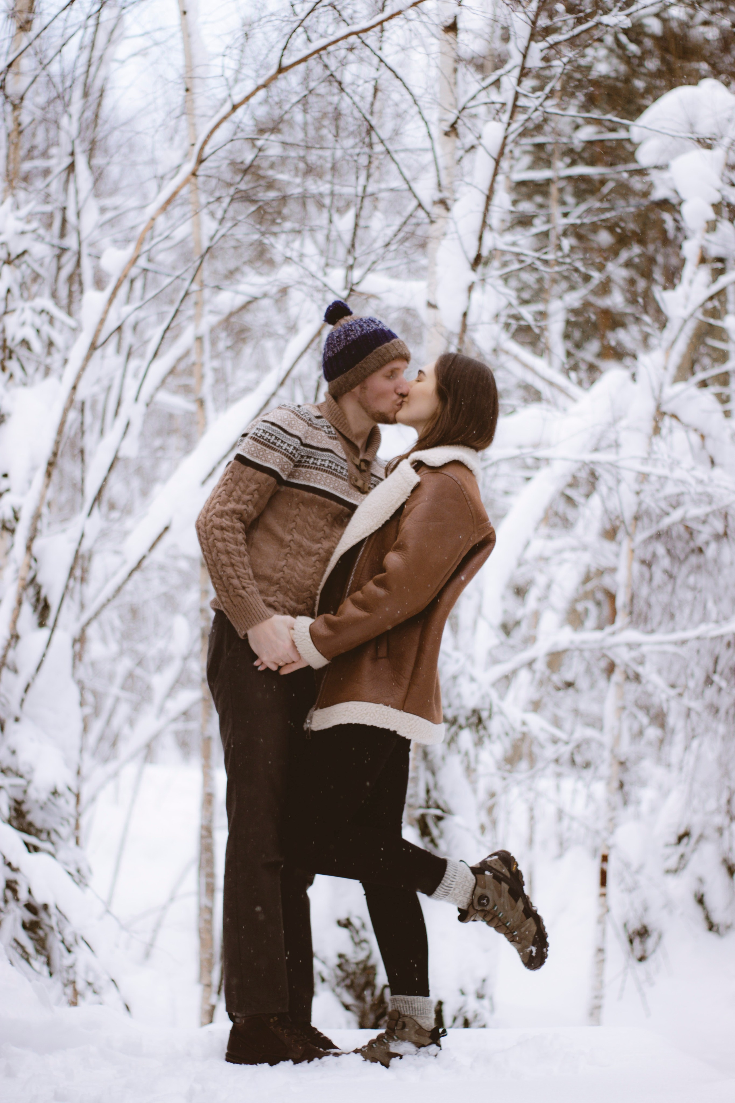 фотоссесия с парнем. Лавстори фотоссесия Петрозаводск. Зимняя фотосессия.  Новогодняя фотосессия.