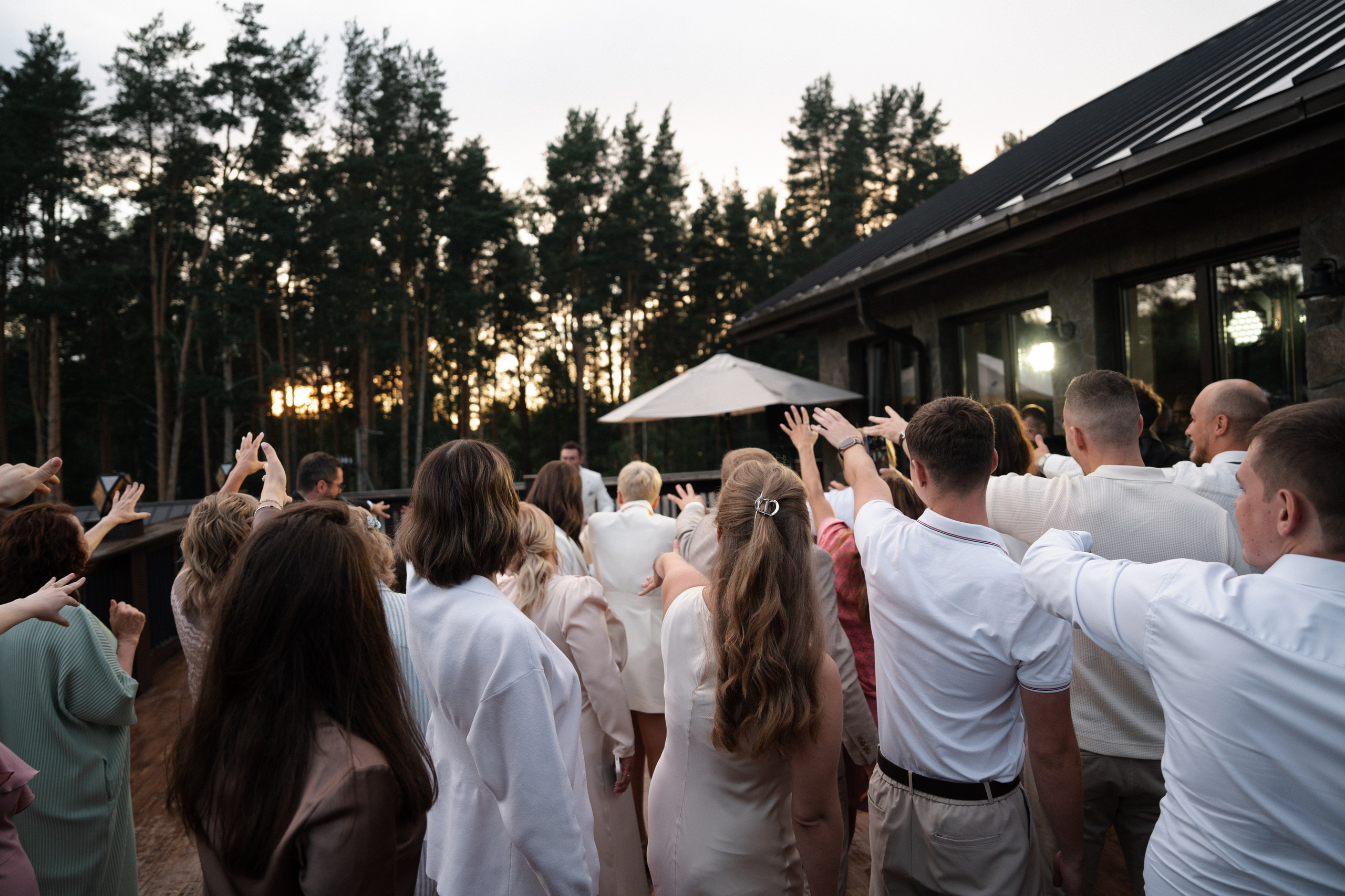 Валерия & Павел. Яркая свадьба в стиле модерн на природе. Свадебный фотограф организатор в Санкт-Петербурге Ассоль Опарина