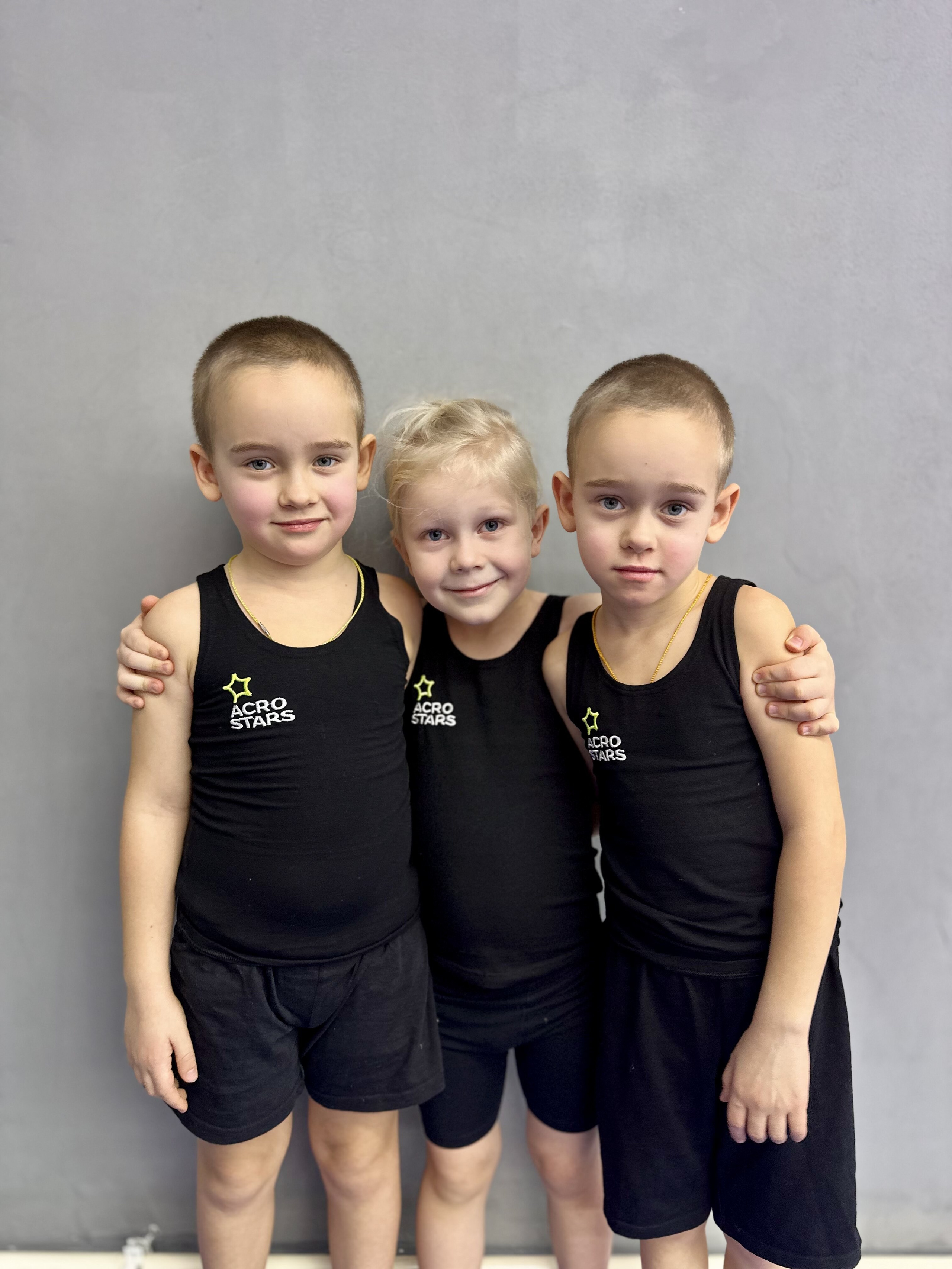 Товары. Студия акробатики и развивающей гимнастики «Acrostars»