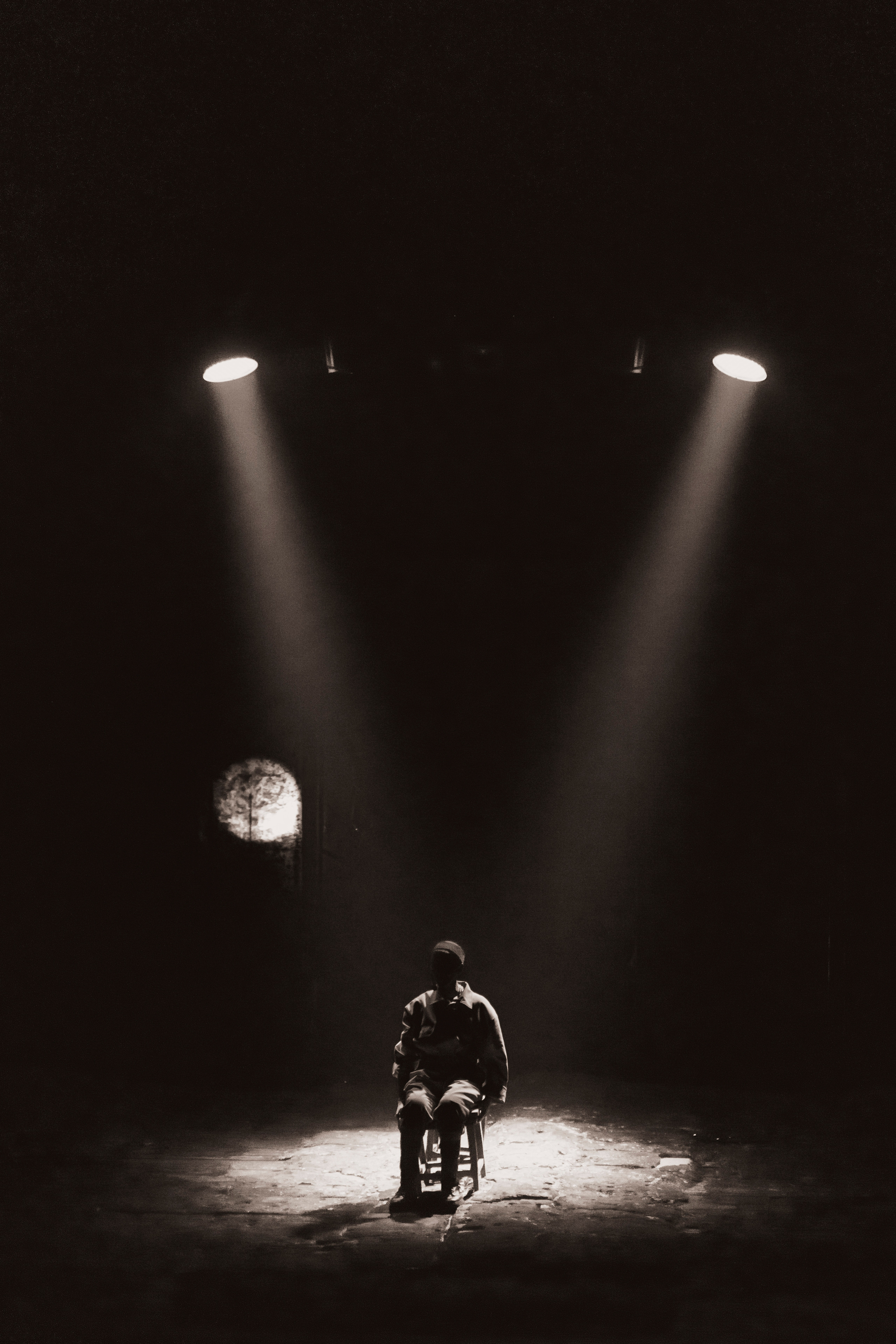 Спектакль по знаменитому роману Станислава Лема Фотограф - Мэри Маршания