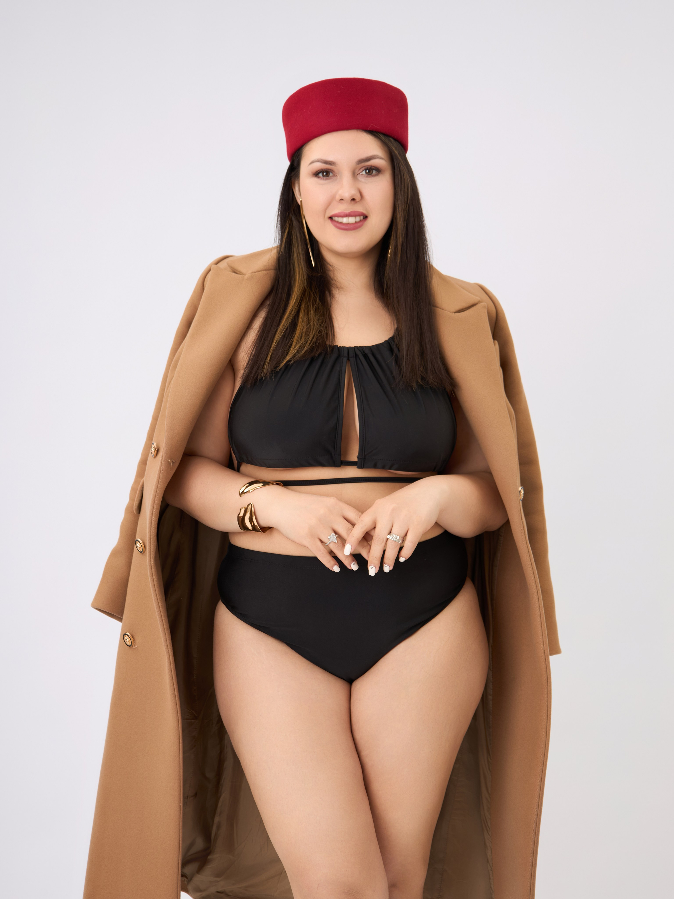 Фотосъёмка купальников, трусов и бюстгальтеров. Рекламный фотограф в Санкт-Петербурге Петр Дорошенко