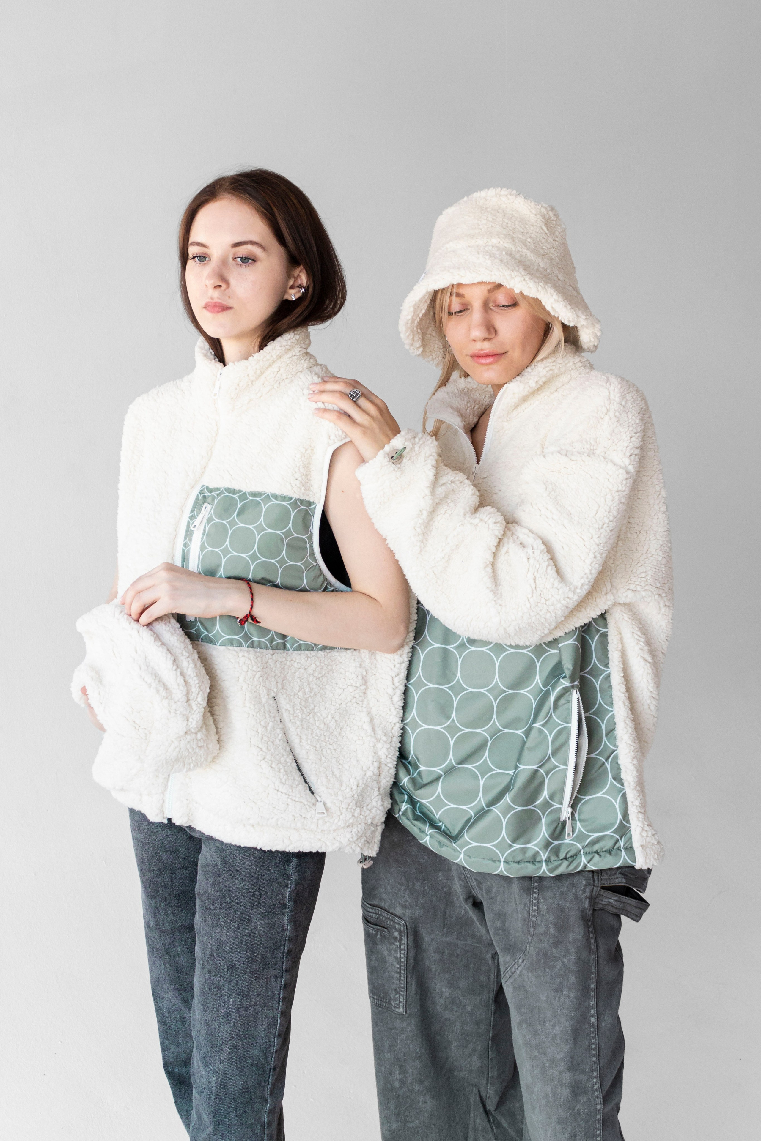 Коллекция vertcomm 2024. Романова Александра фотограф в Москве