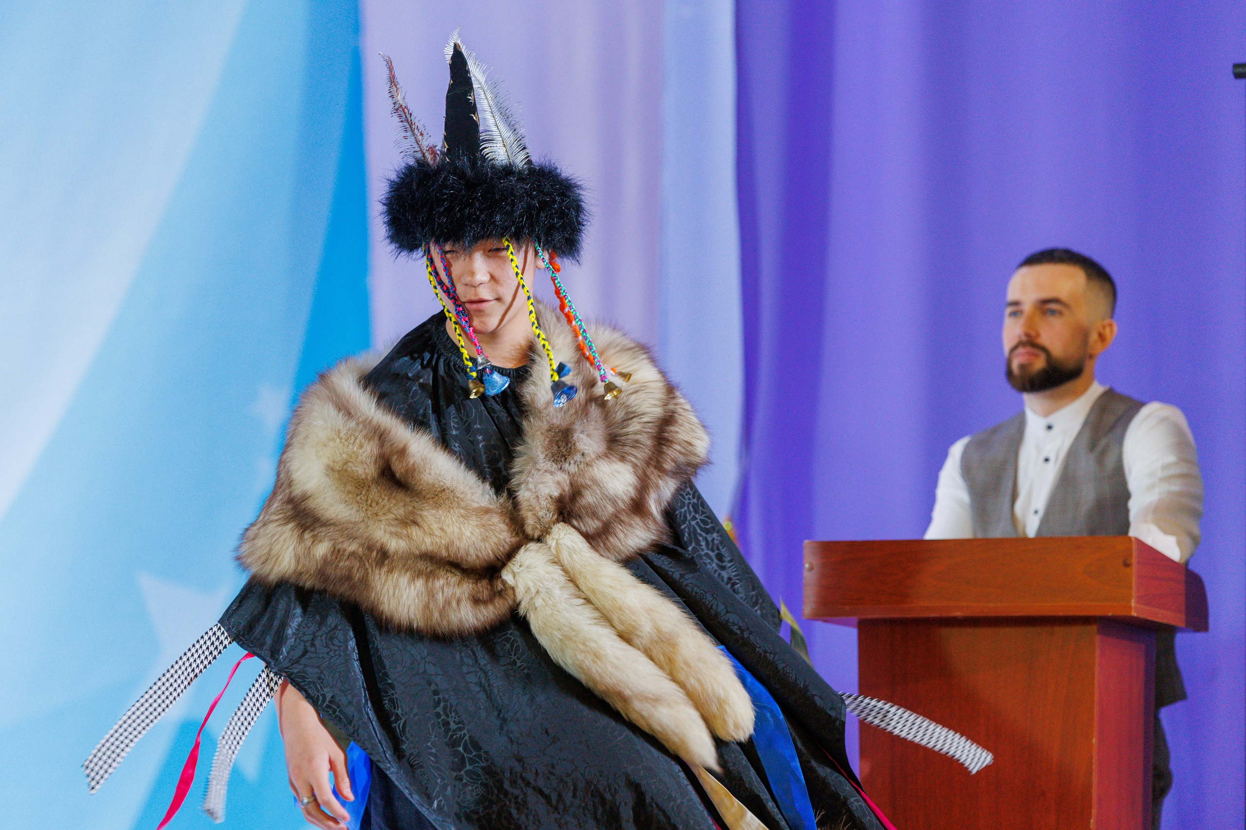 Школьный КВН в Томари. Свадебный, семейный и репортажный фотограф в Южно-Сахалинске Артур Петросян