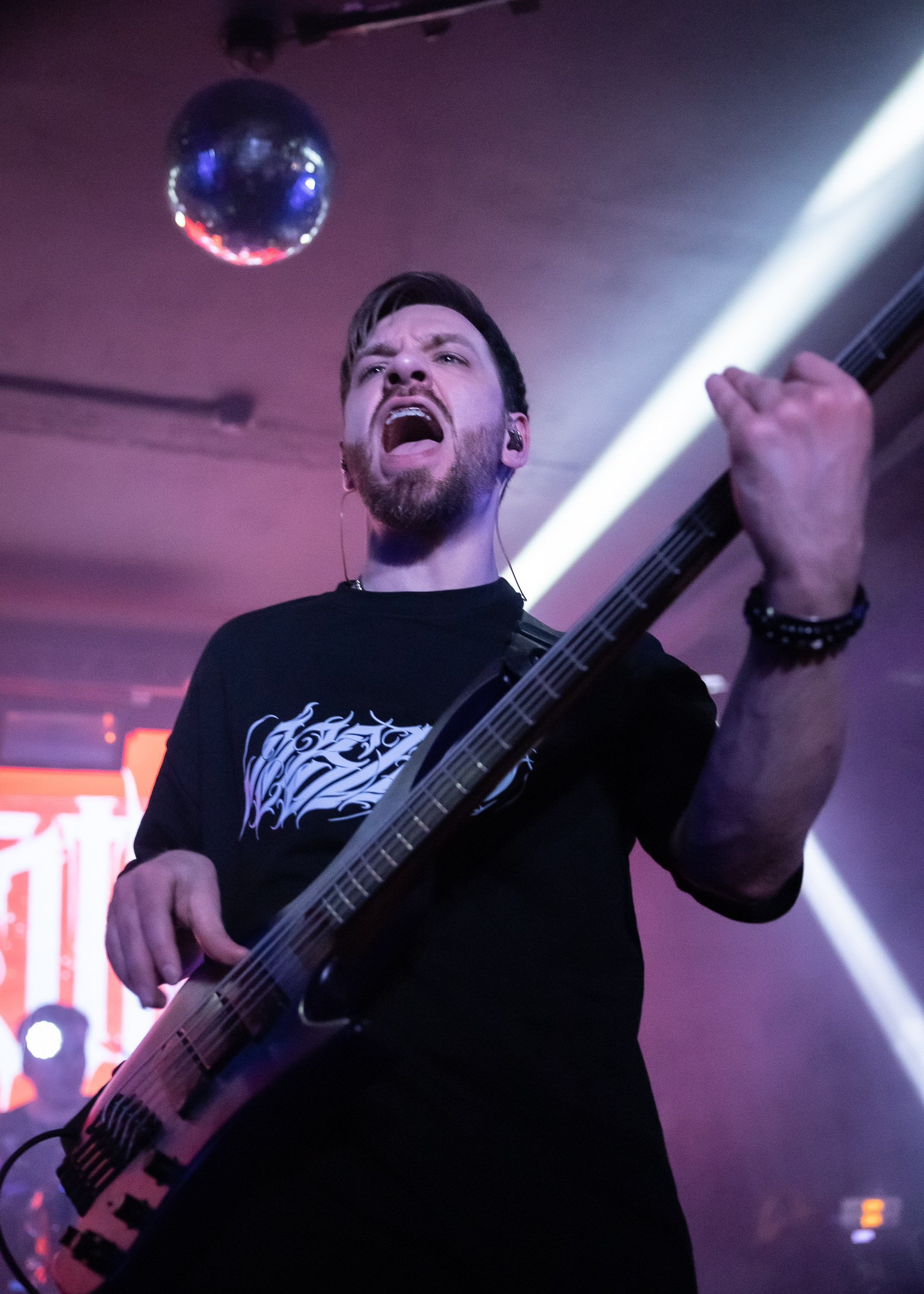 Концерт альтернатив метал группы iOSTRA в «Music bar Мумий Тролль» Москва. Фотограф Владимир Охрименко