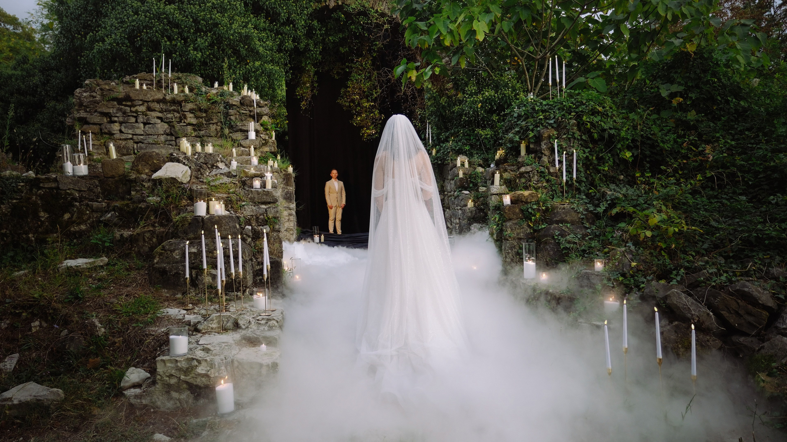 Две Здезды — Храм 19 века. Свадебный Видеограф Фотограф в Сочи