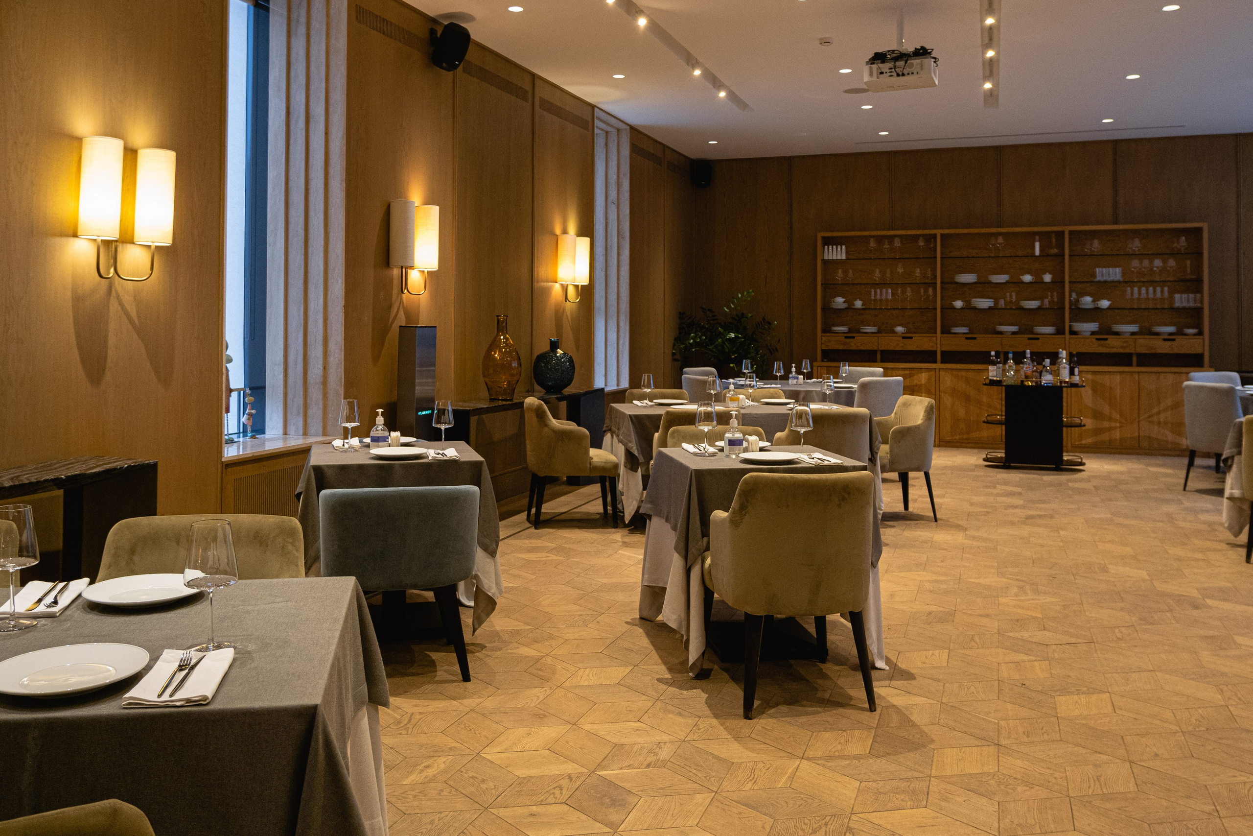 The Atelier. Главная