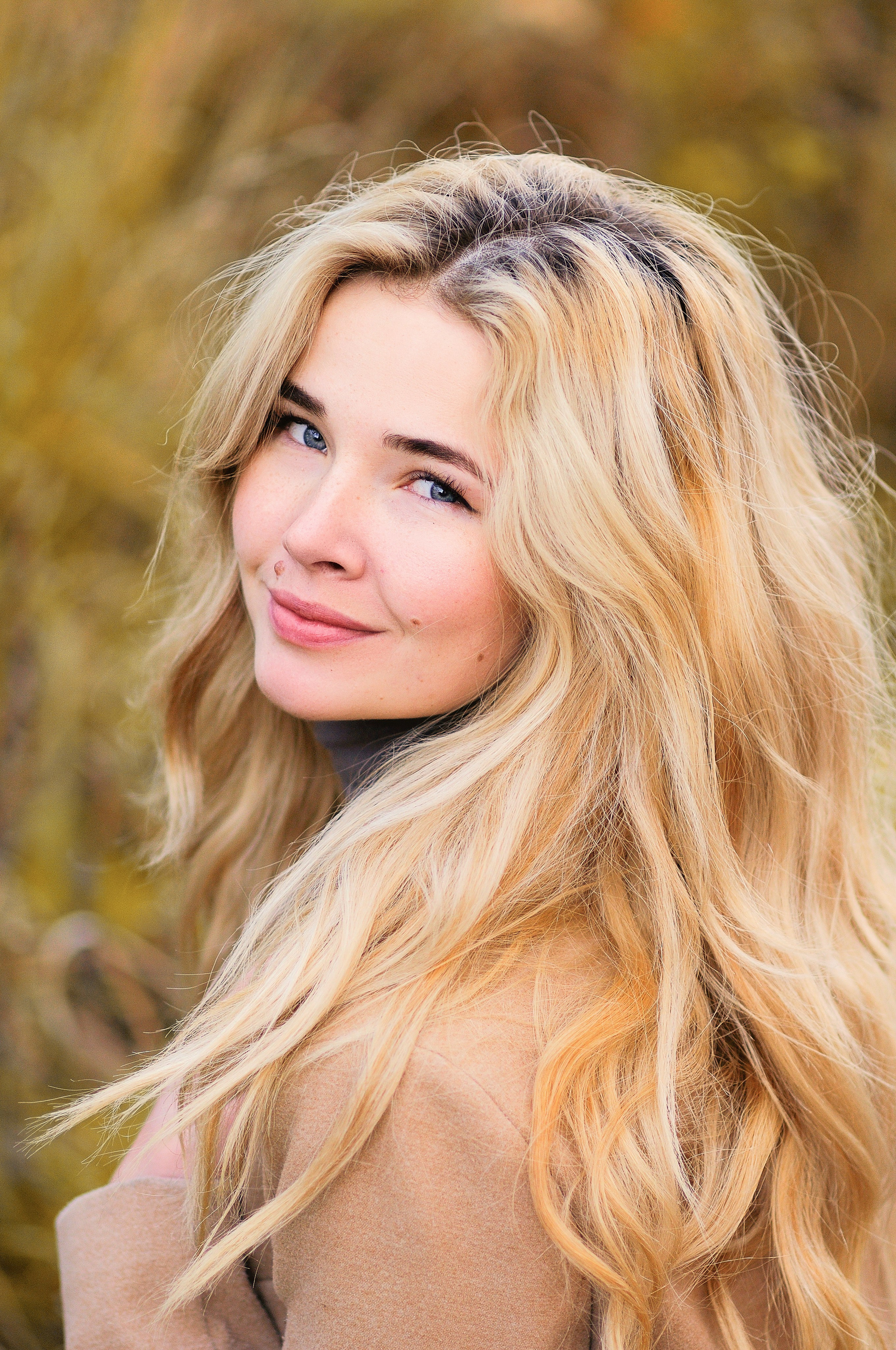 Прогулочная осенняя фотосессия в Нижнем Новгороде для Анны