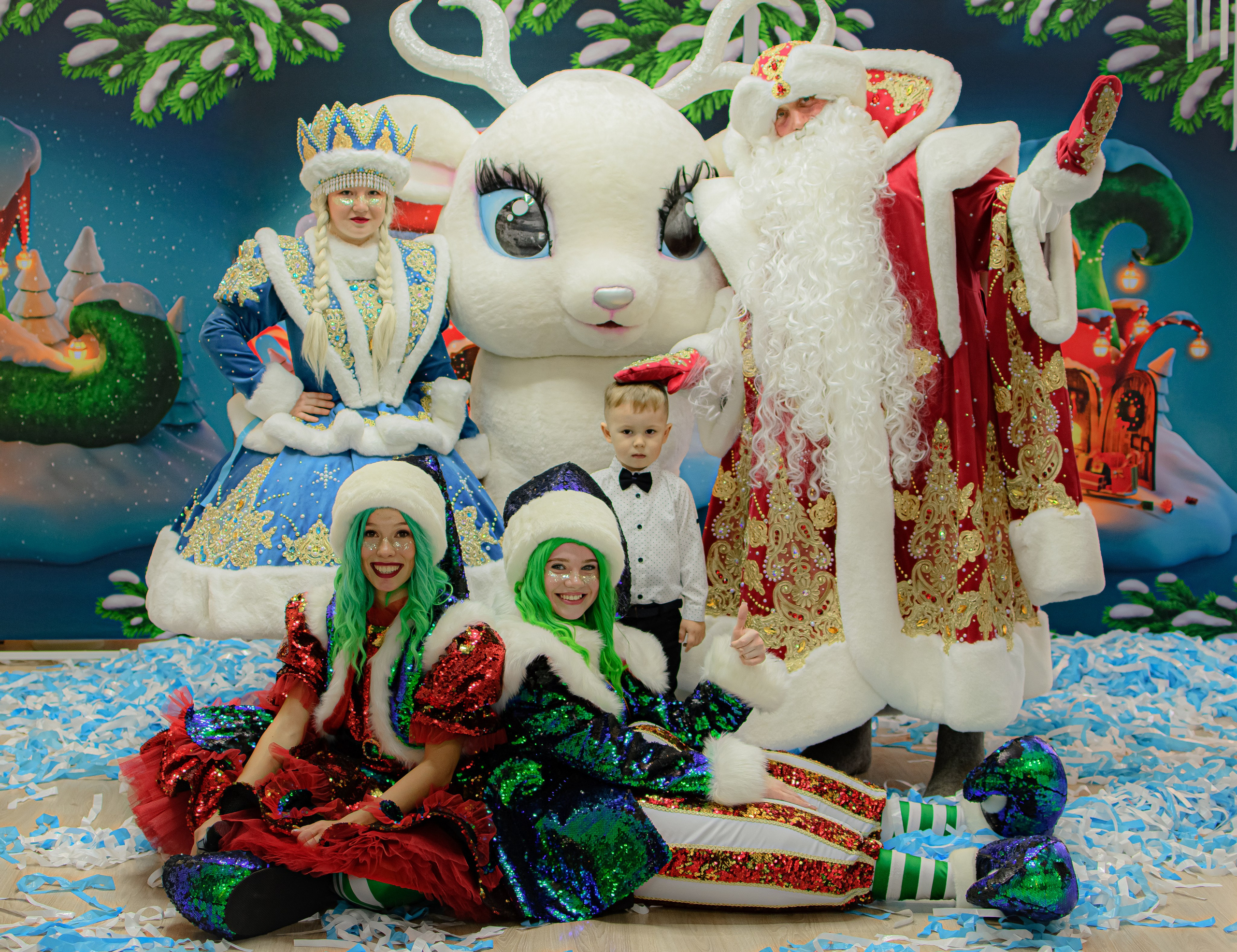 HAPPY NEW YEAR. Photokarish