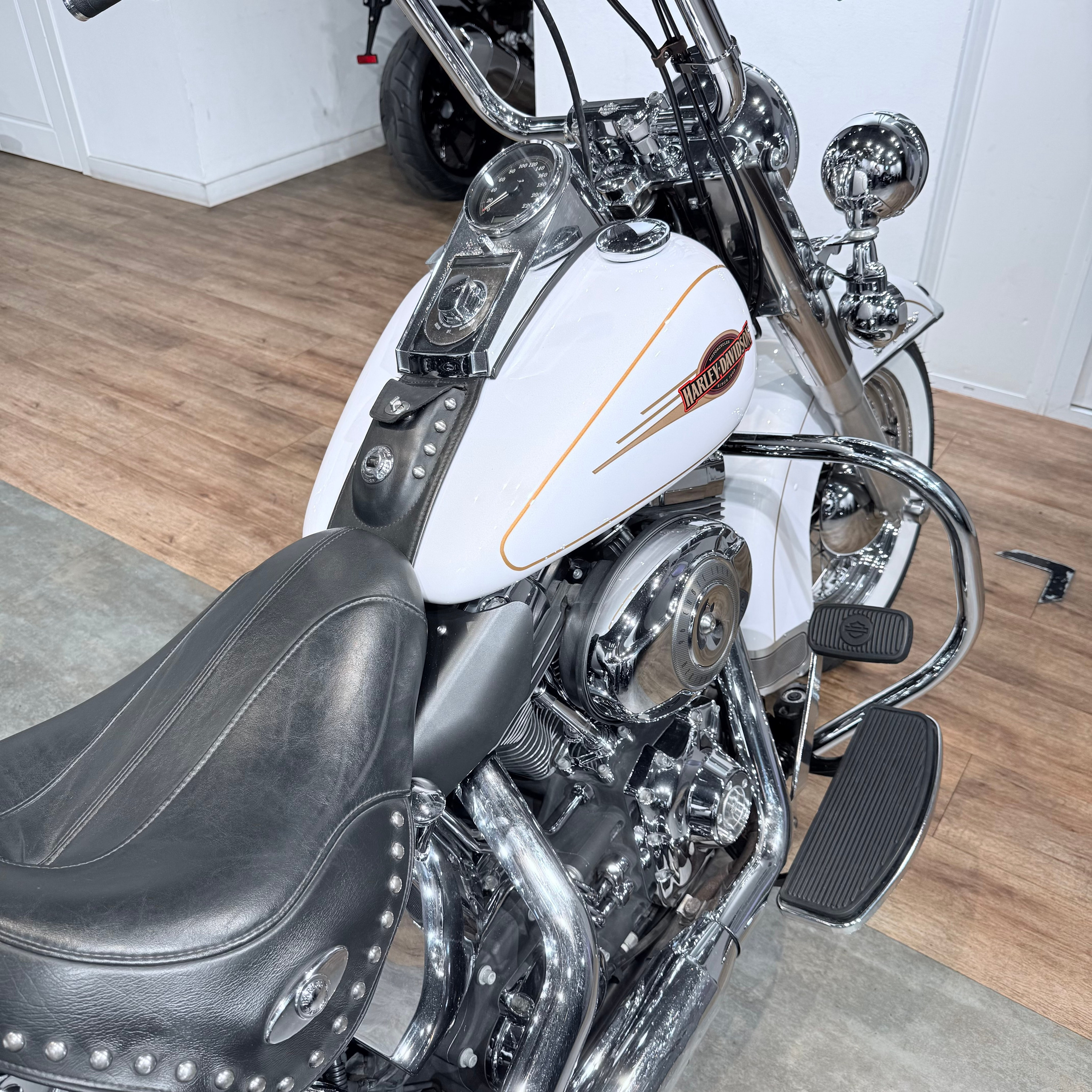 2007 Softail Heritаgе 96 Whitе Pearl. Hello Davidson, Москва. Только хорошие мотоциклы…