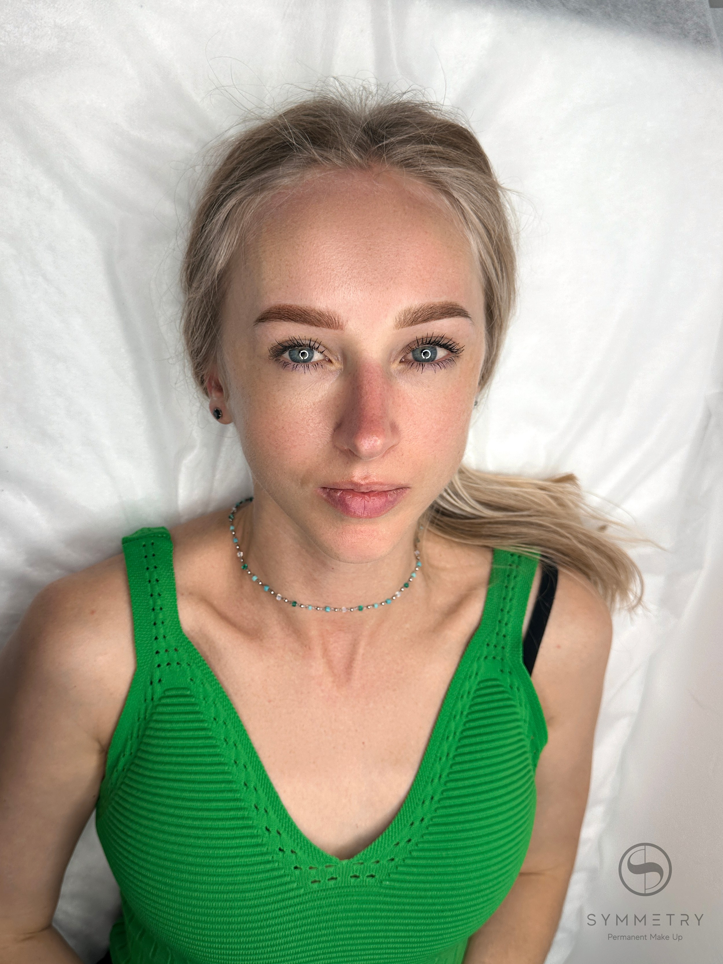 Элла. Студия перманентного макияжа, косметологии и массажа SYMMETRY в Москве, м. Киевская
