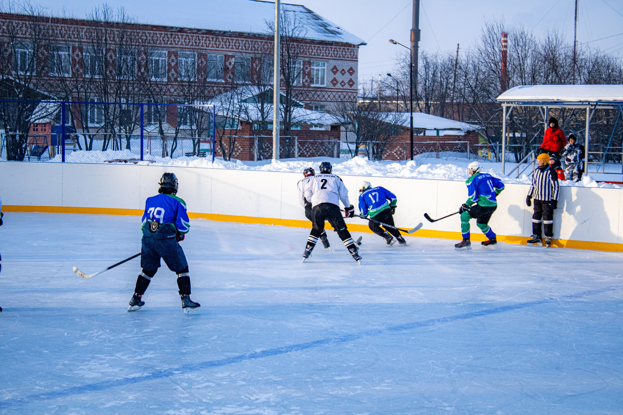 Хоккей г.п Атиг-г.п Дружинино
