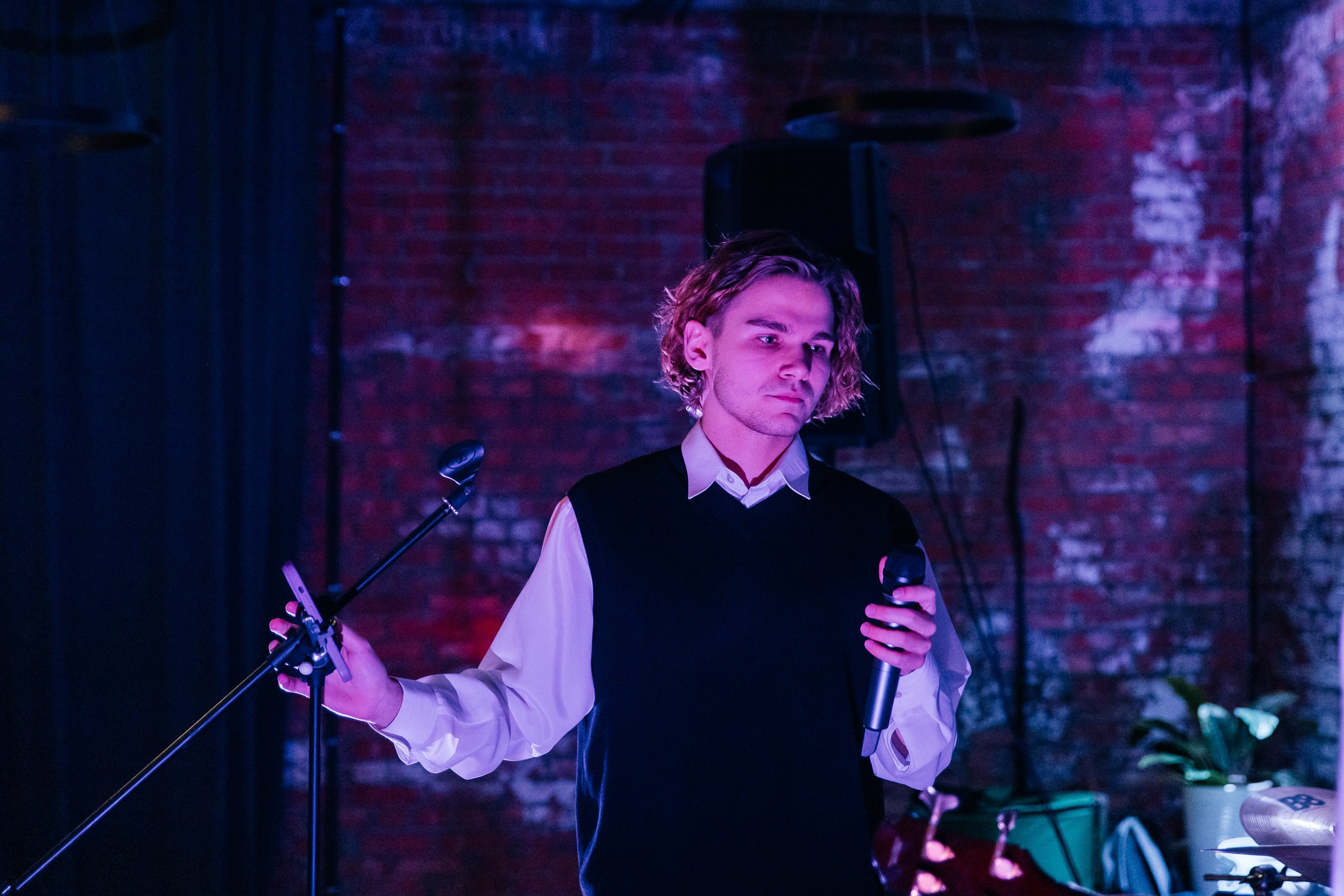 Первый сольник группы СНИМКИ. Свадебный и репортажный фотограф в Новосибирске Федор Гладков