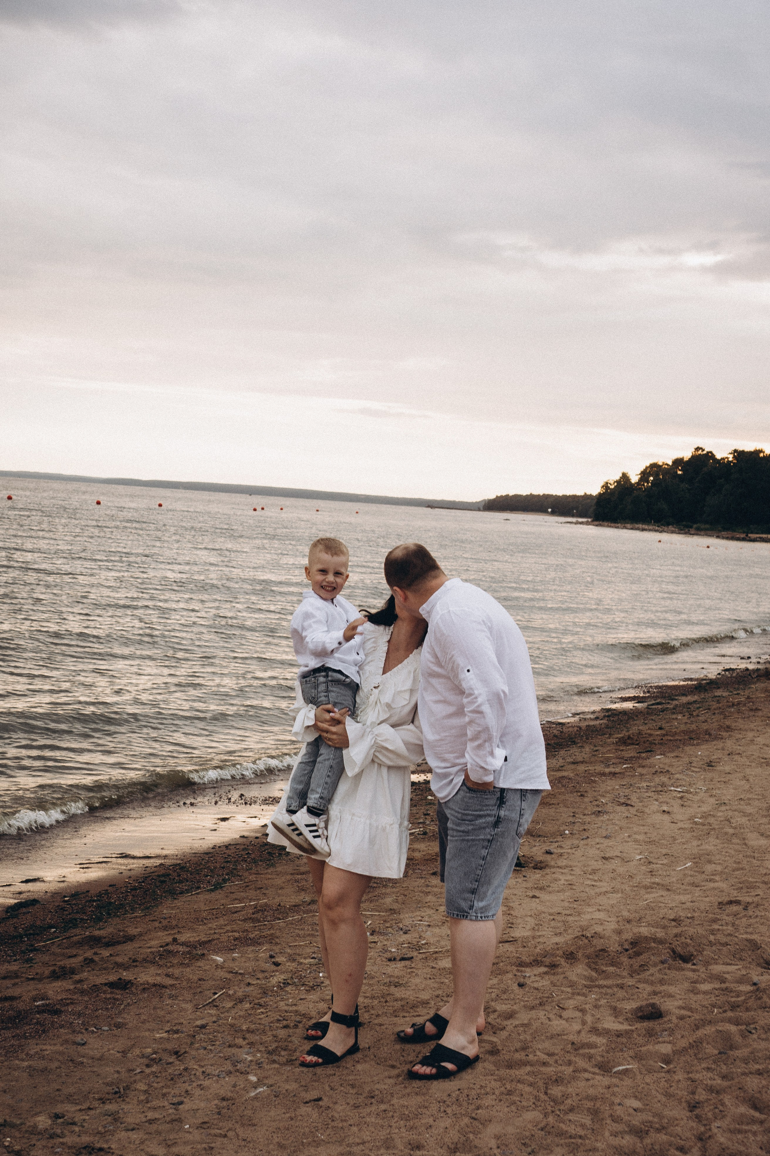 Семейная история на берегу залива. Профессиональный фотограф, Санкт-Петербург — Виктория Богомолова