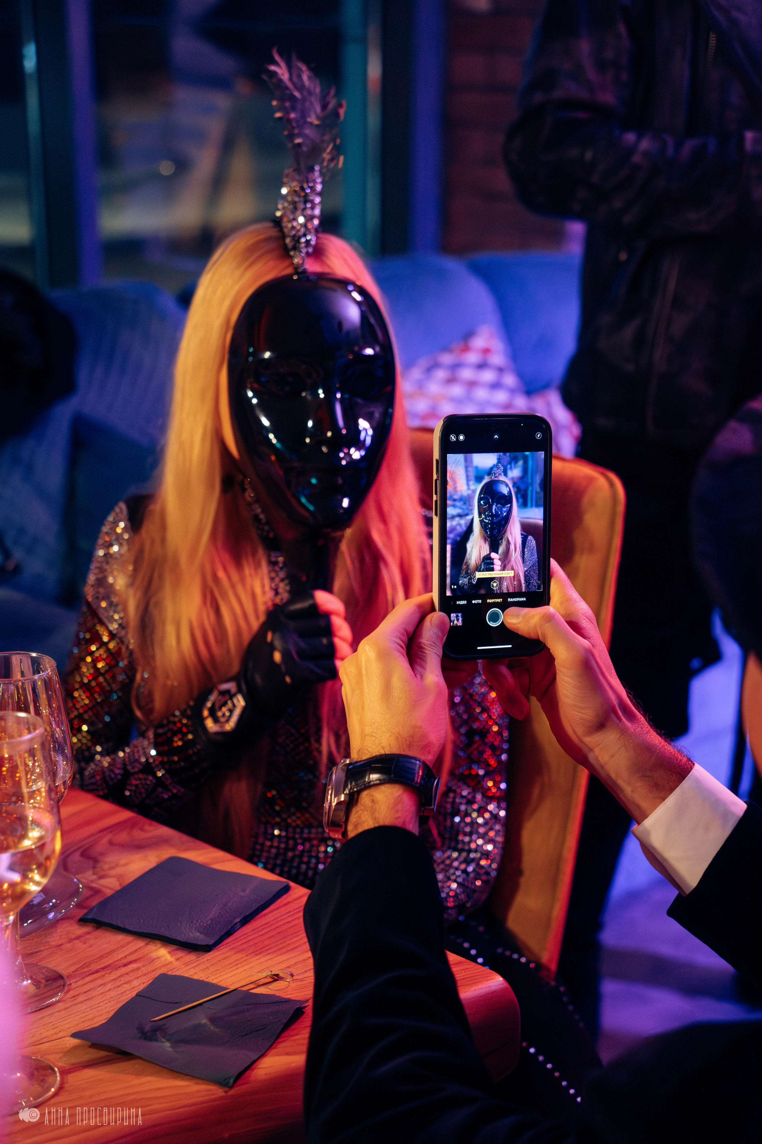 Новогодний корпоратив в вампирском стиле, ID Home. Ваш фотограф в Санкт-Петербурге Анна Просвирина