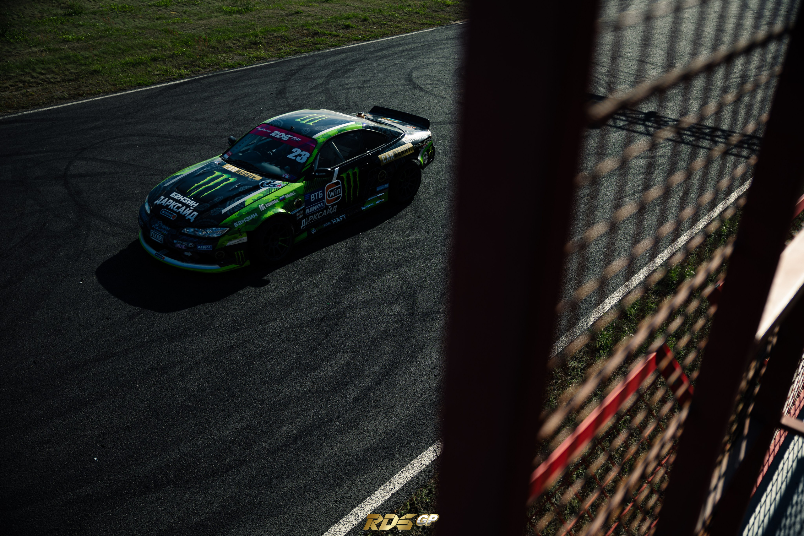 Авто. Tony Mikhailov