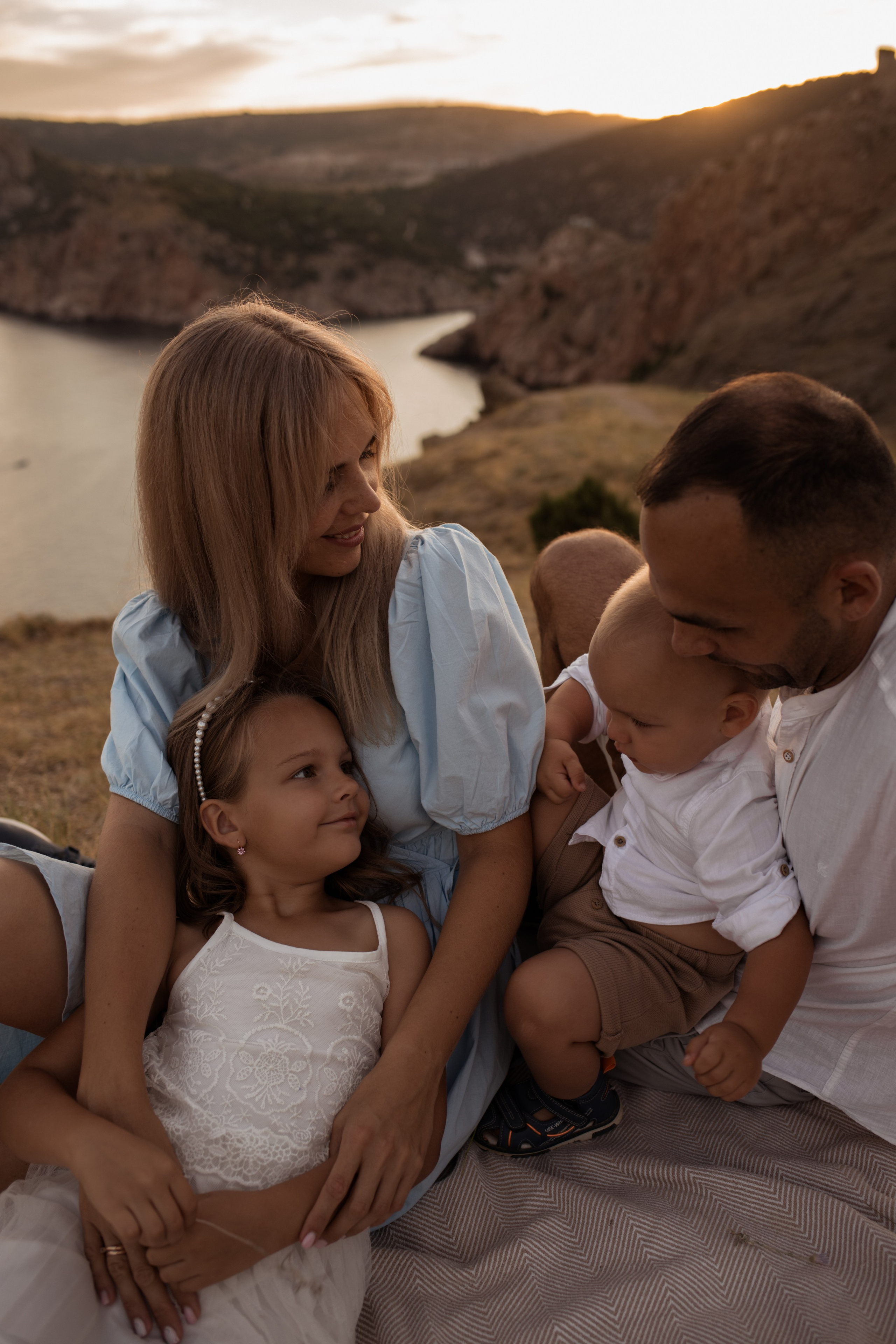 Ксения, Алексей, Катя и Ваня. Семейный и свадебный фотограф в Крыму и в Севастополе Сазонова Эля