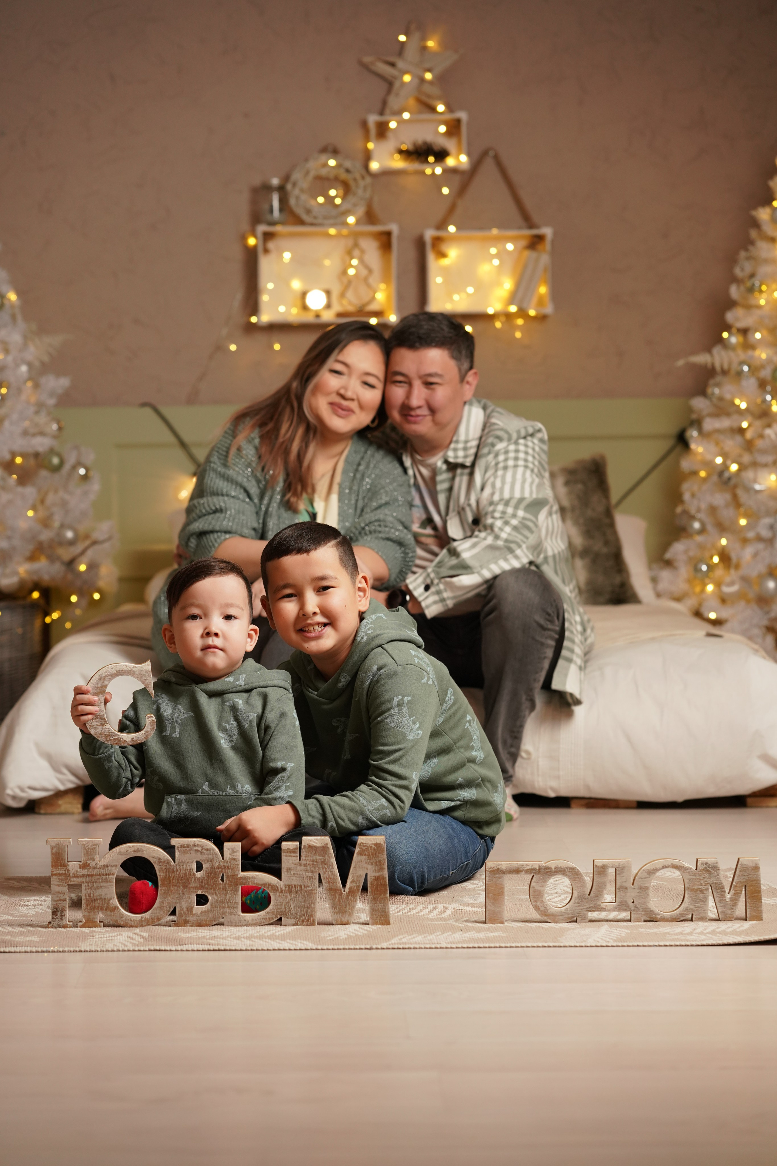 Семья Асхата и Асель. Фотограф Алматы, курс по Фотографии в Алматы. Дмитриева Наталья