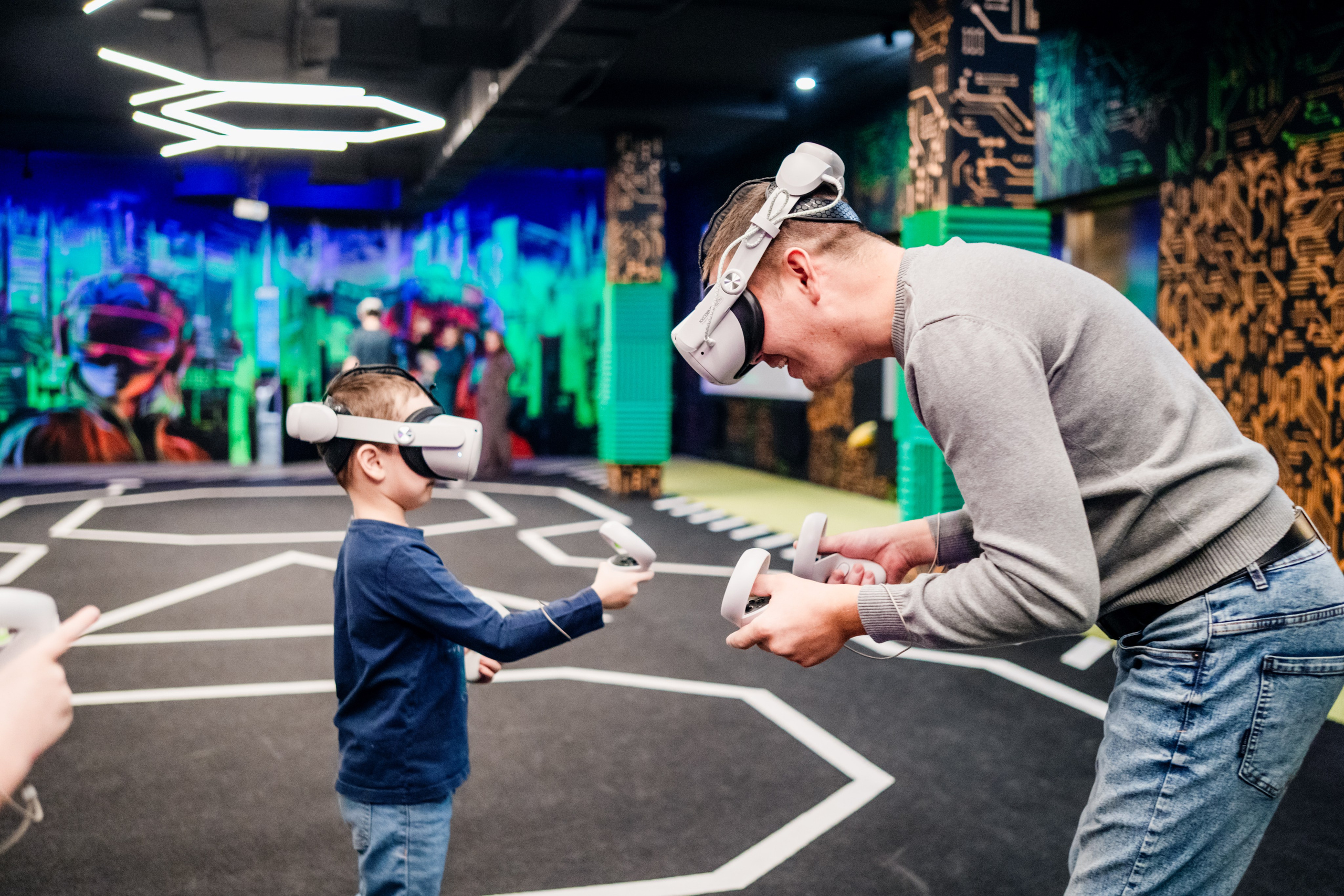 VR (November-December 2024). Felixtones