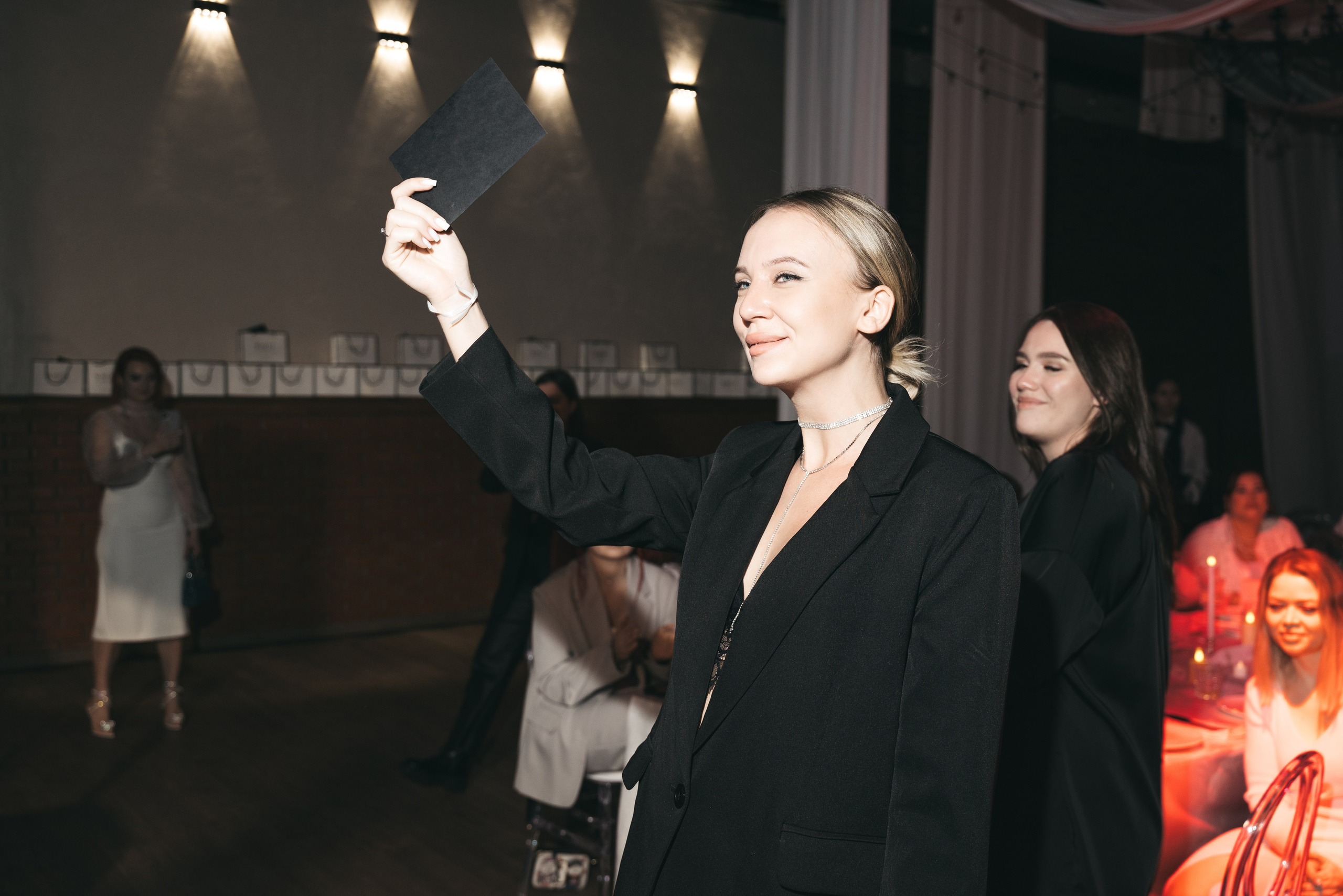 WhiteRoom Pre-wedding. Репортажный и свадебный фотограф в Сургуте