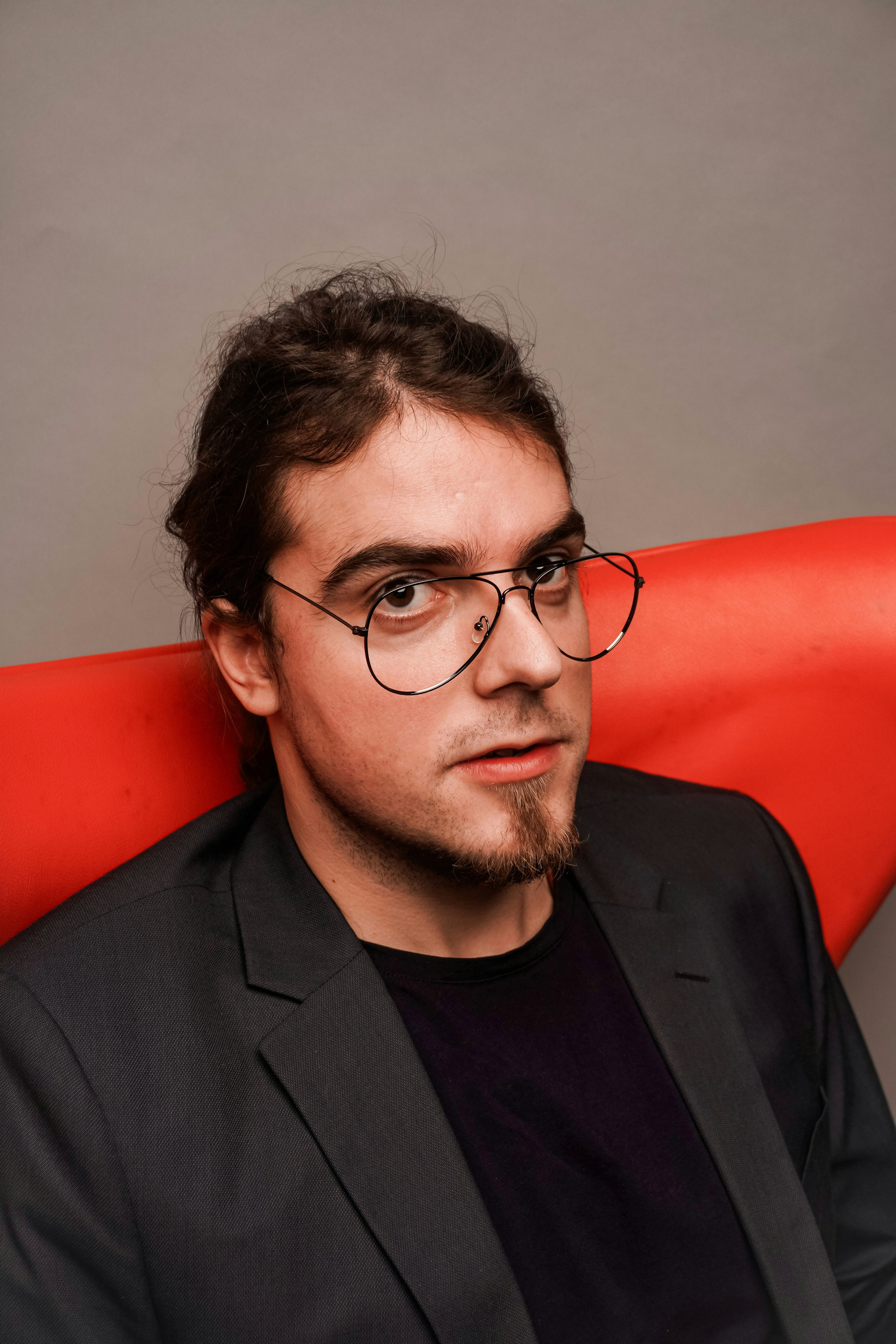 Деловой портрет. Кузнецова Мария — профессиональный фотограф в Санкт-Петербурге | Предметная фотосъёмка, модельные тесты, актёрское портфолио, концерты