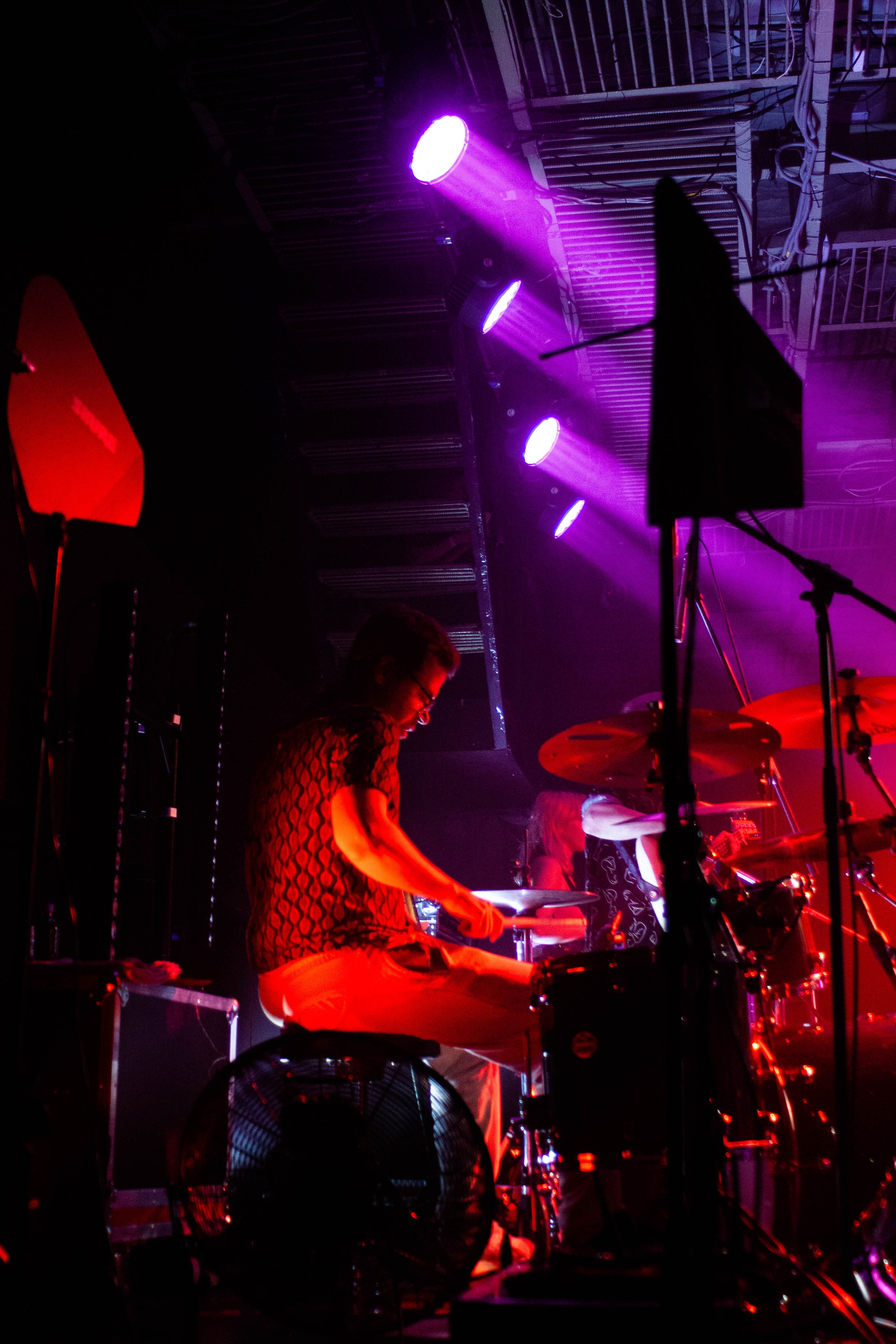 Краснознаменная дивизия имени моей бабушки. Фотограф для музыкантов, фотограф на концерт, концертный фотограф, съемка концерта, бэкстейдж фотограф