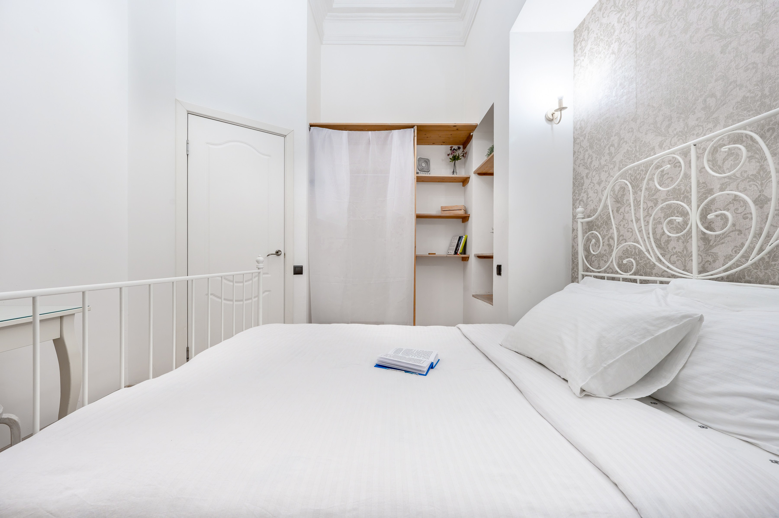 Квартира под аренду Невский 45. Интерьерный фотограф. Фото- видеосъемка недвижимости Санкт-Петербург