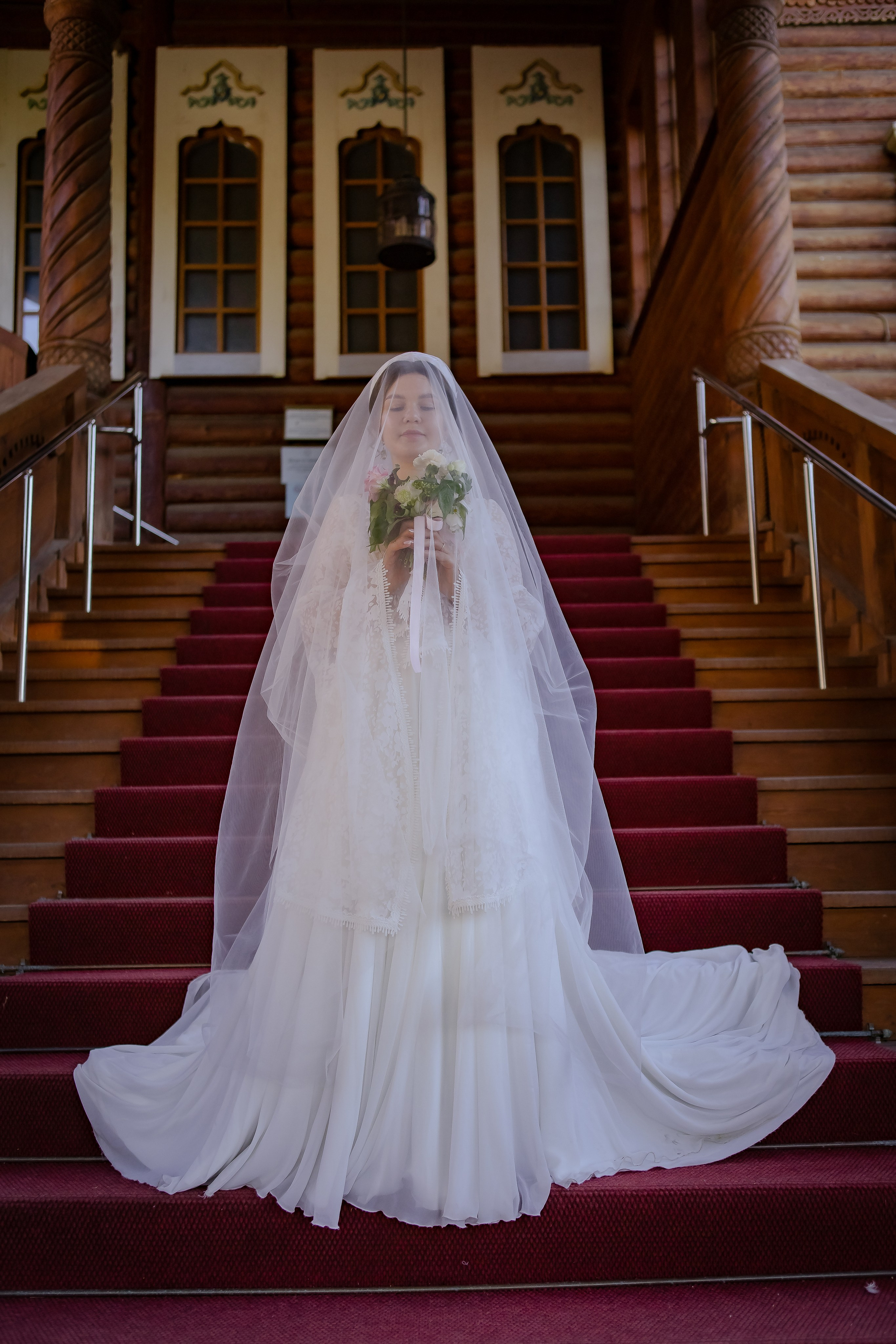 Утро невесты в усадьбе Коломенское: Нежность и Романтика. Свадебный фотограф в Москве