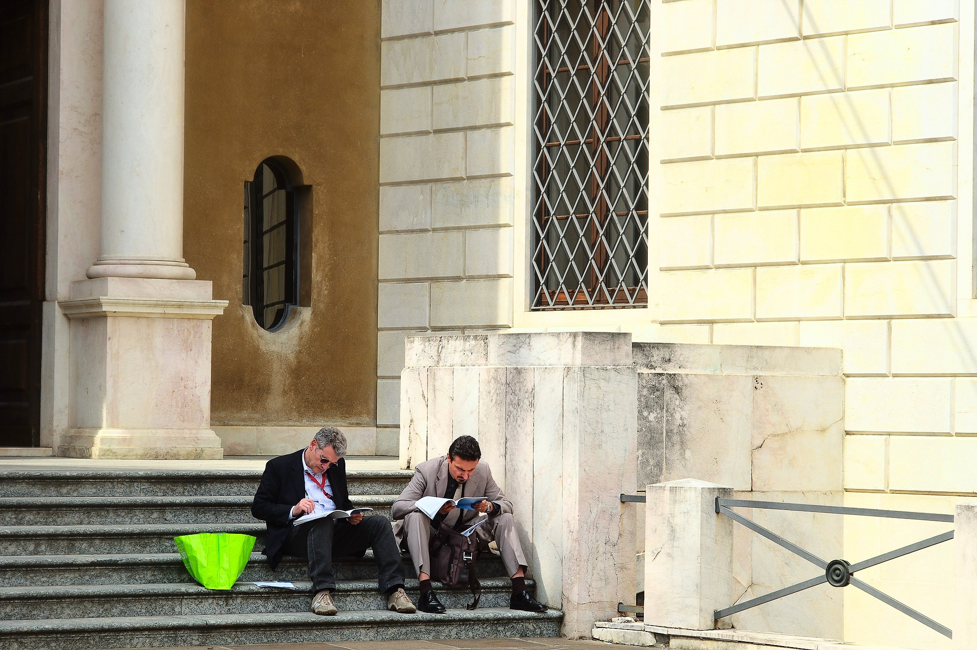 Уличная и жанровая фотография | Виктор Молодцов. Промышленная и репортажная фотография