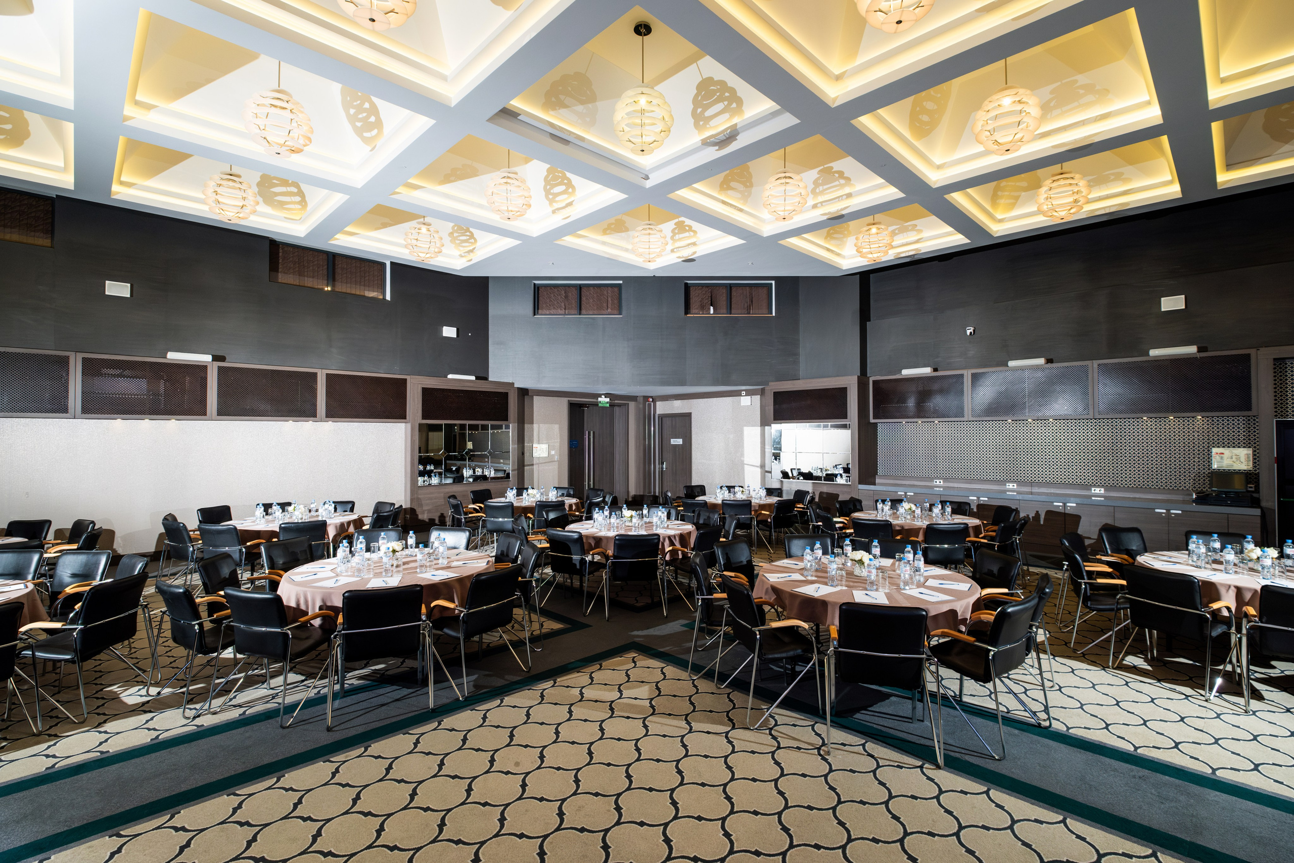 Интерьер. Фотограф и видеограф в Тюмени Анна Жагорина, ваши фото еще не отдавали так быстро!