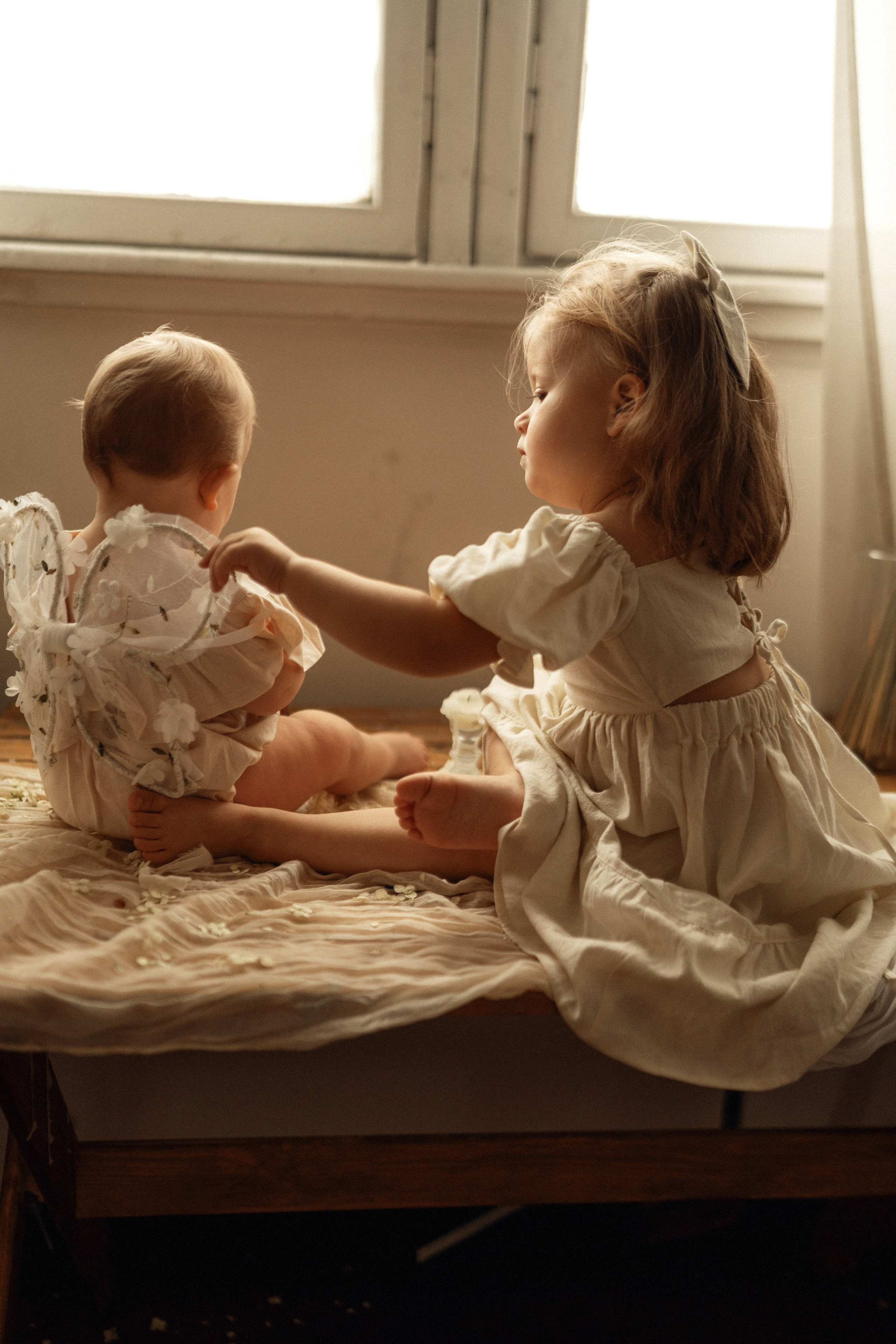 В мастерской художника. Семейный фотограф Москва. Фотограф беременности и материнства Москва
